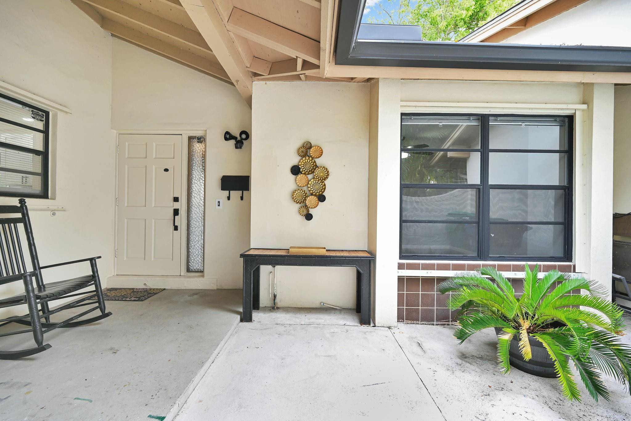 THE HILLS OF INVERRARY - Residential