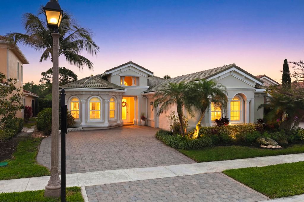 Photo of 260 Carina Drive, Jupiter, FL 33478 (MLS # B26001141)