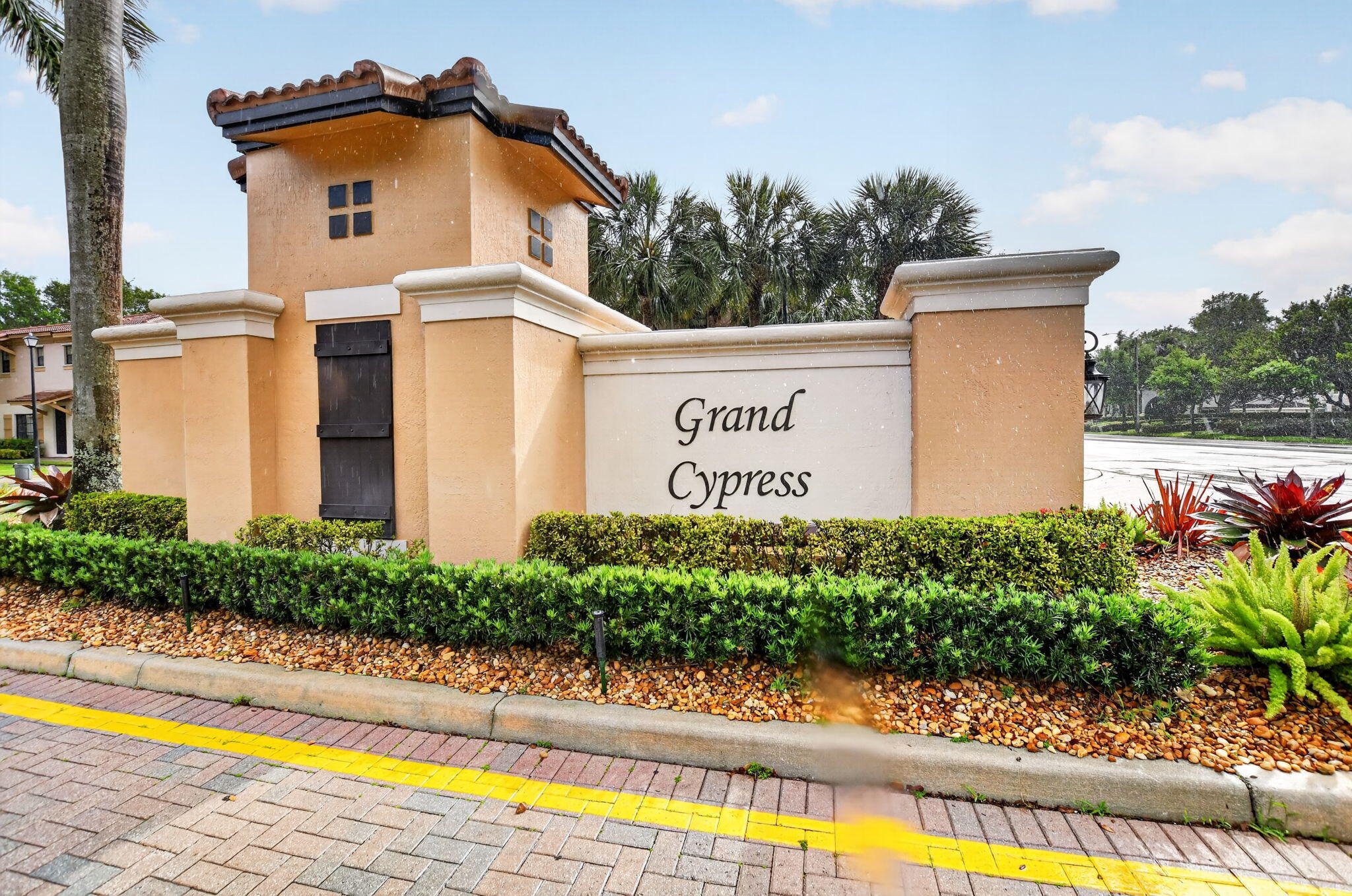 GRAND CYPRESS REPLAT - Residential