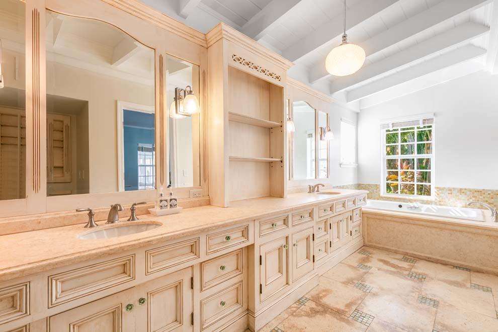 OCEAN BREEZE ESTATES - Residential