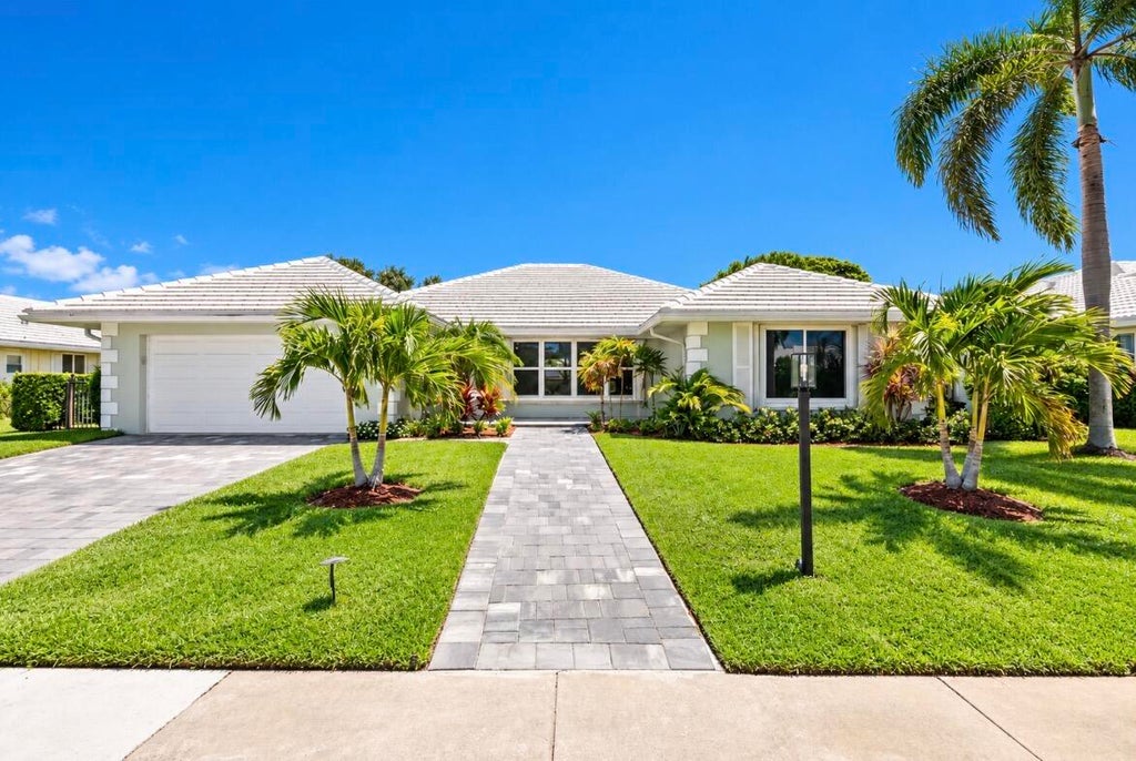 Photo of 770 SW ELM TREE Lane, Boca Raton, FL 33486 (MLS # B26080347)