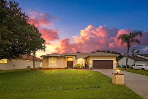 Photo of 4971 NW Foxworth Avenue, Port Saint Lucie, FL 34983 (MLS # B26083787)