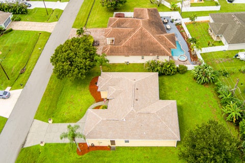 Tiny photo for 4971 NW Foxworth Avenue, Port Saint Lucie, FL 34983 (MLS # B26083787)