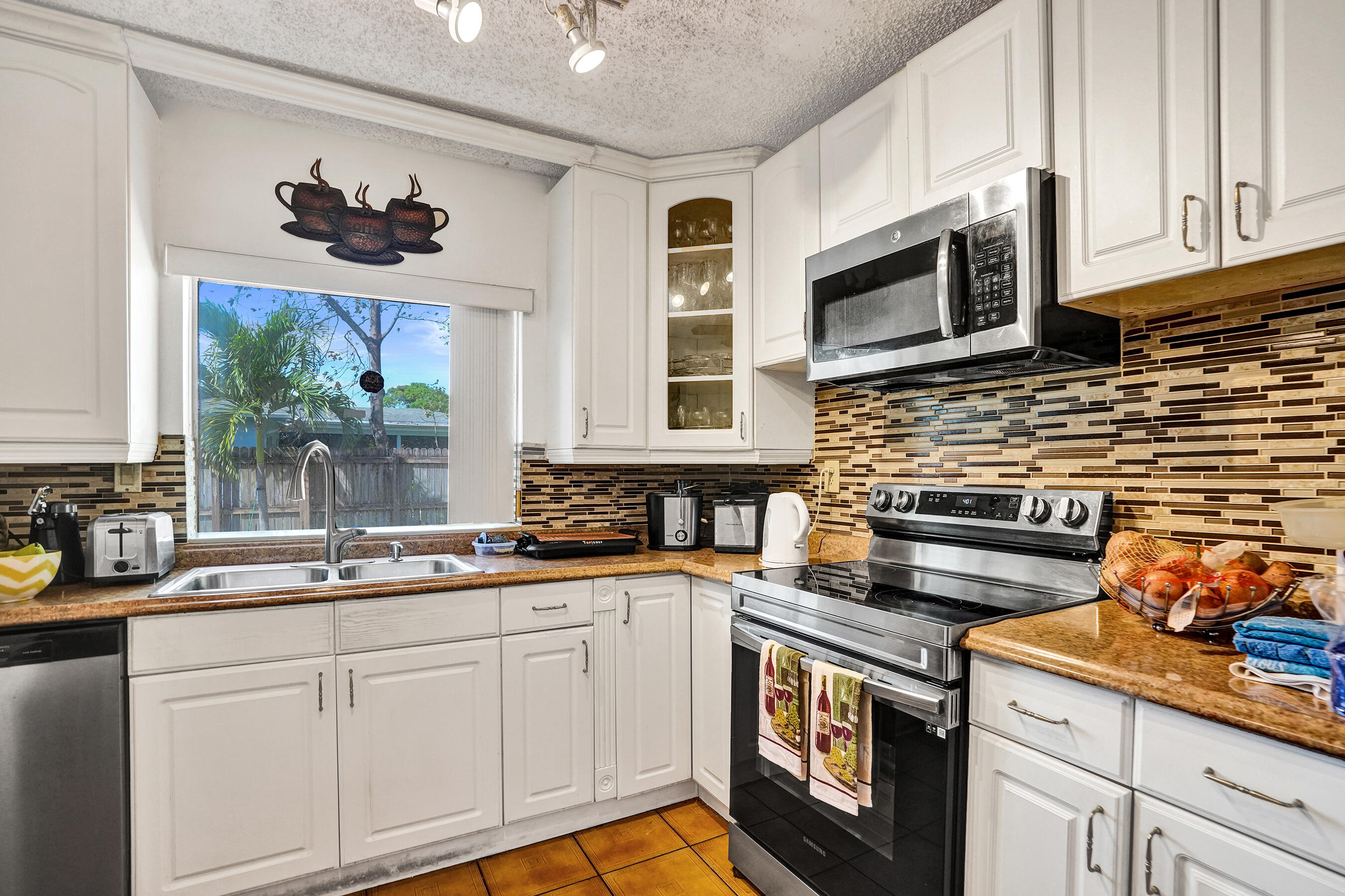 CITY OF LAUDERHILL SEC 1 - Residential