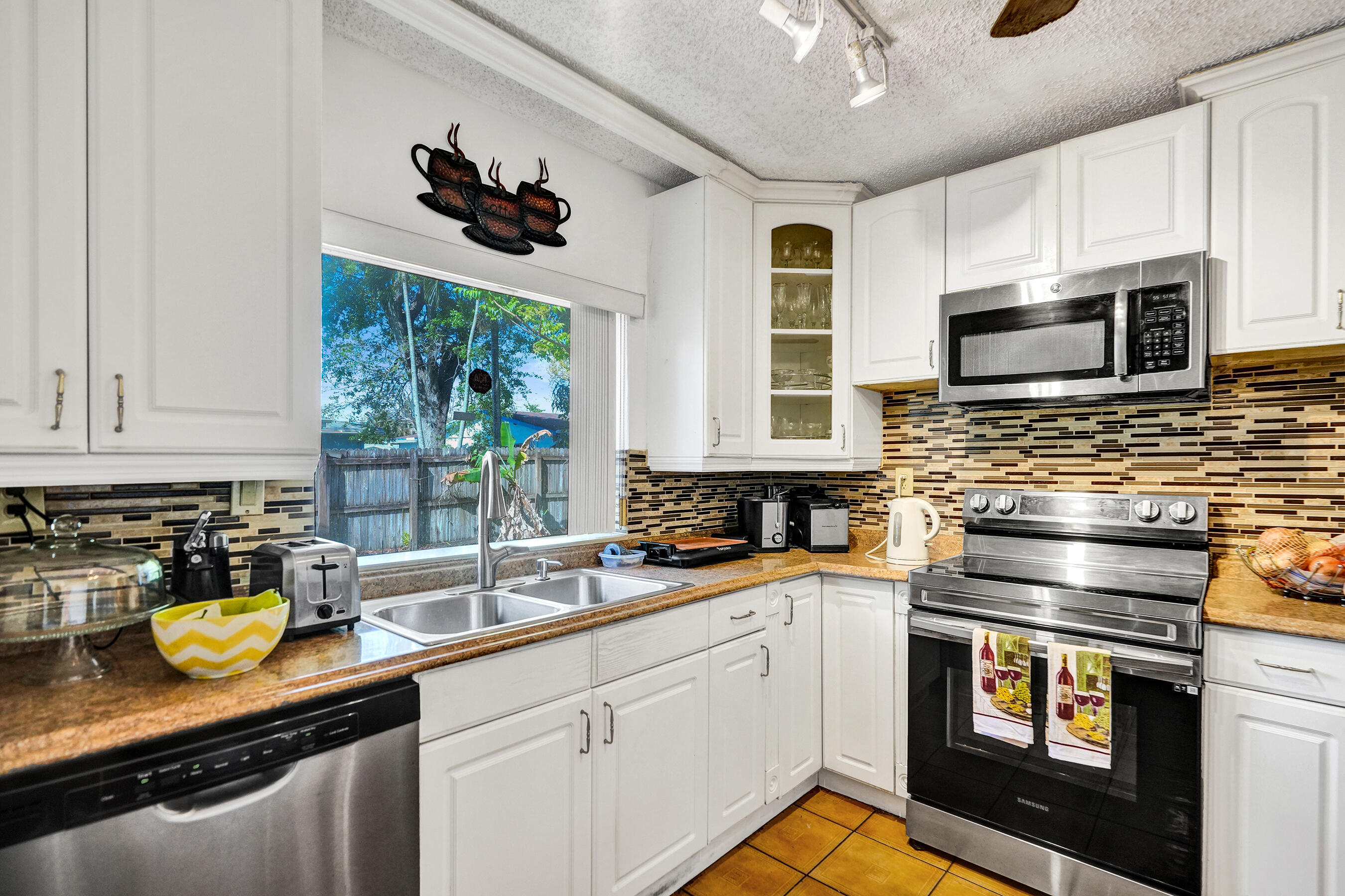 CITY OF LAUDERHILL SEC 1 - Residential