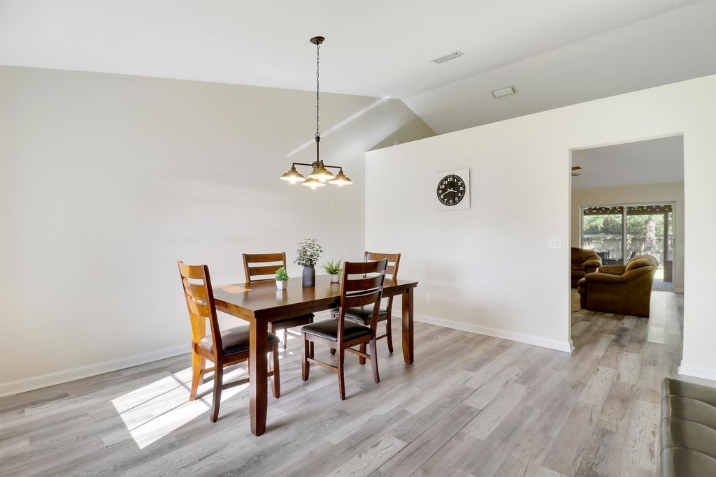 Photo of 309 SE Huron Terrace SE, Port Saint Lucie, FL 34983 (MLS # R11039314)