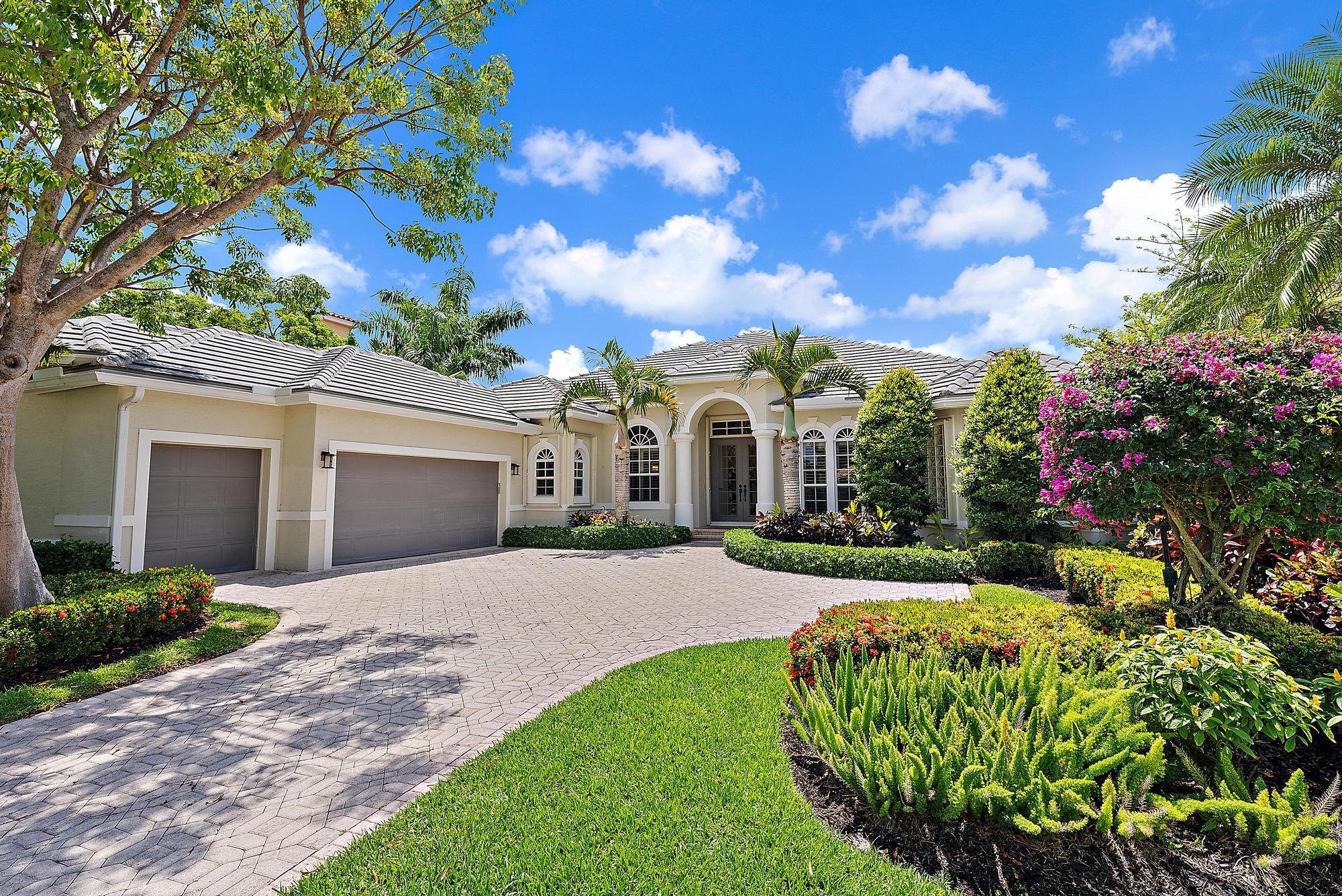 8551 Egret Lakes Lane