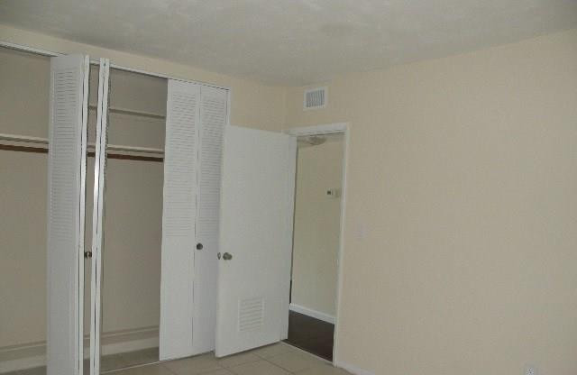 1500 CORAL TOWERS CONDO - Residential