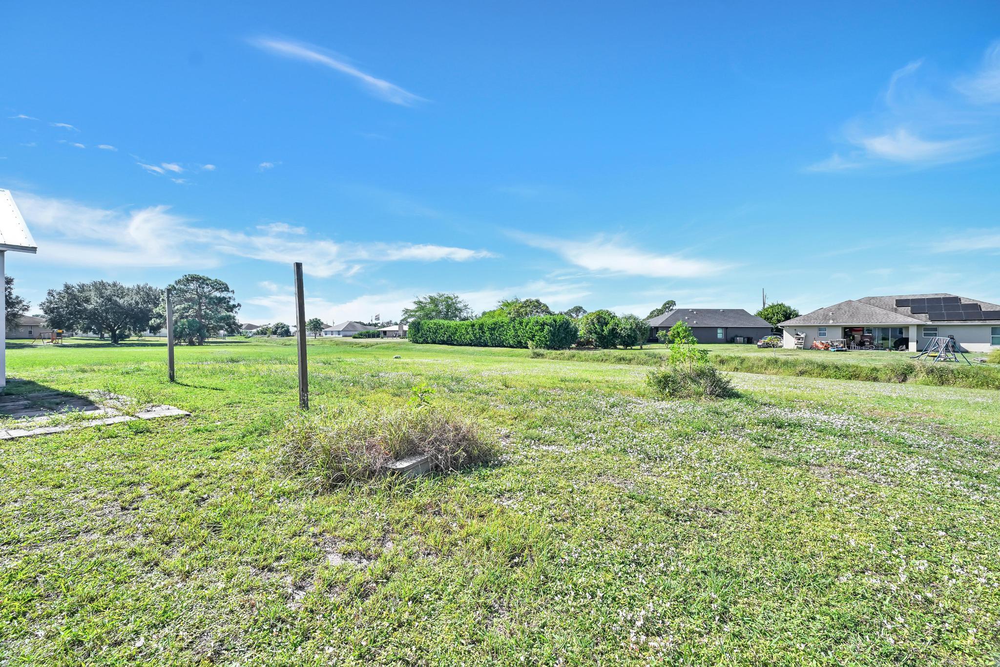 PORT ST LUCIE SECTION 15 - Residential