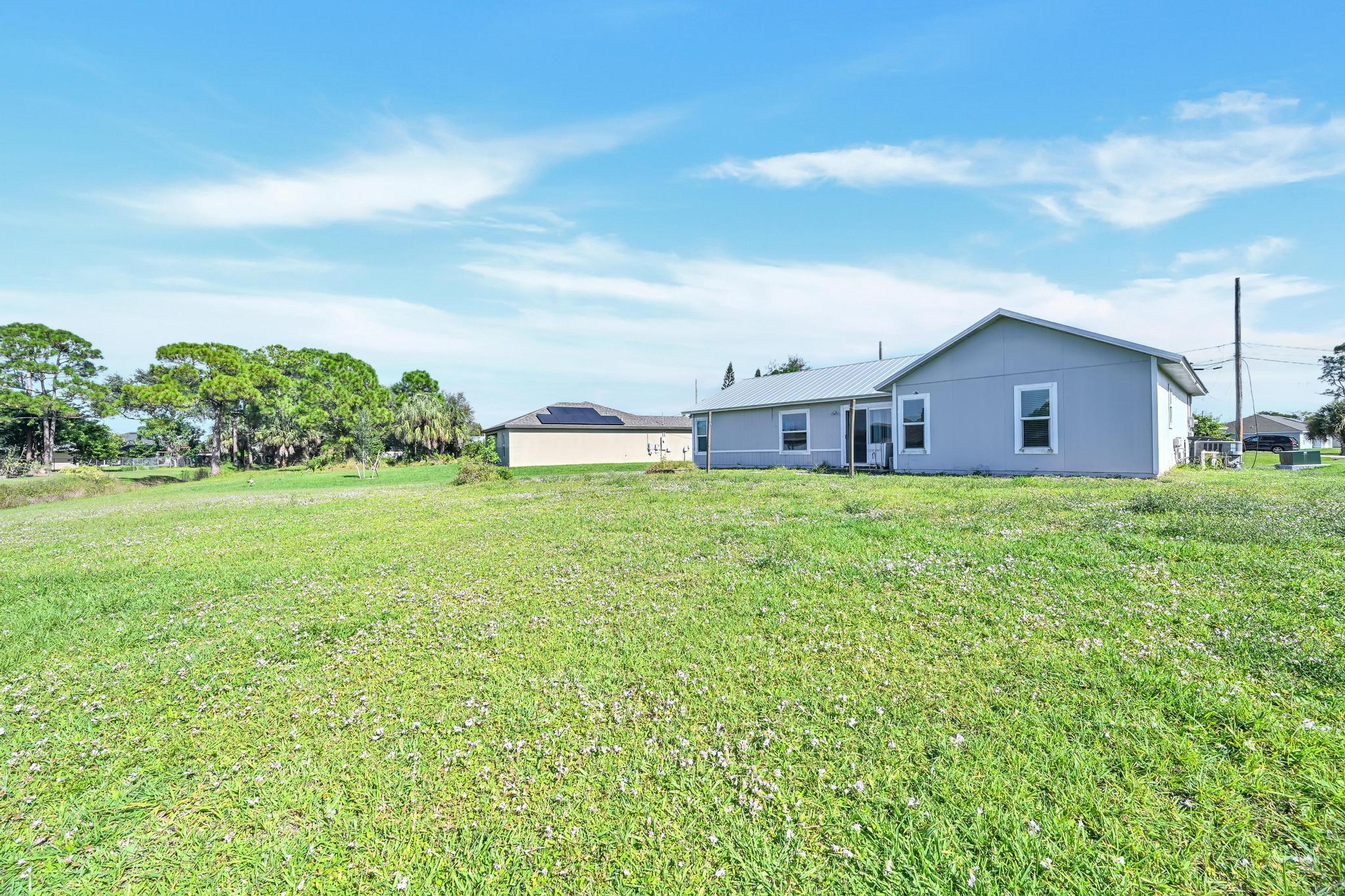 PORT ST LUCIE SECTION 15 - Residential