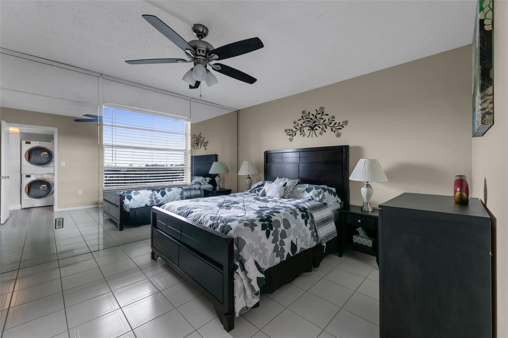 This bright 2-bedroom, 2-bath corner unit offers comfortable living in a welcoming 55+ community. Enjoy a spacious layout with a functional kitchen, cozy bedrooms, and a private balcony with lovely pool views. The building is well-maintained, with freshly painted exteriors, resurfaced parking, and has passed its 40-year inspection. Residents enjoy a wealth of amenities, including a heated pool, tennis and pickleball courts, fitness center, billiards, library, and 24-hour security. On-site parking and rental opportunities after one year make this a fantastic choice for lifestyle and convenience. The location provides convenient access to major highways, shopping centers, and dining options, making it an ideal choice for those seeking a comfortable and active lifestyle. Book a showing now!