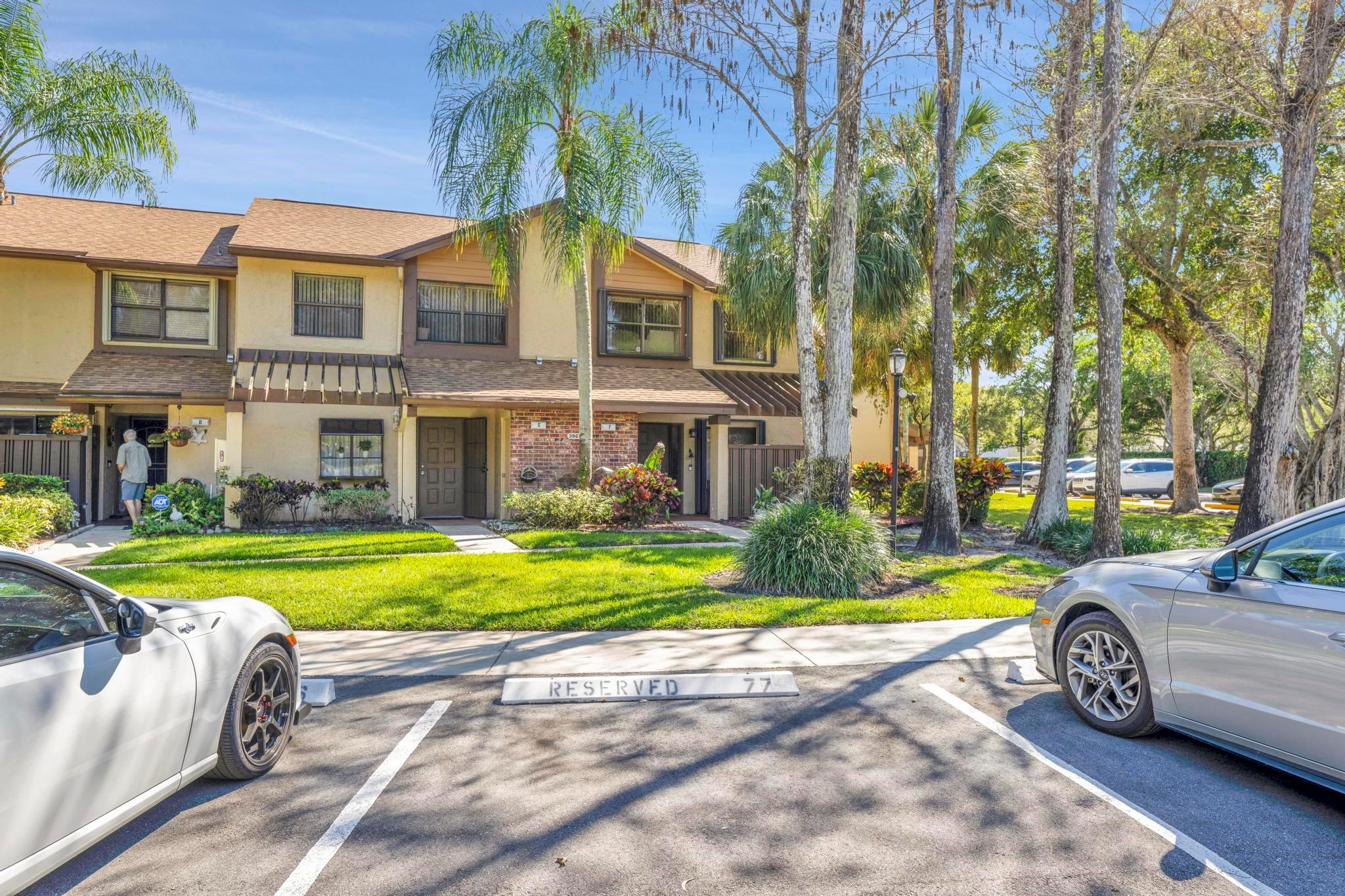 3963 Cocoplum Cir F