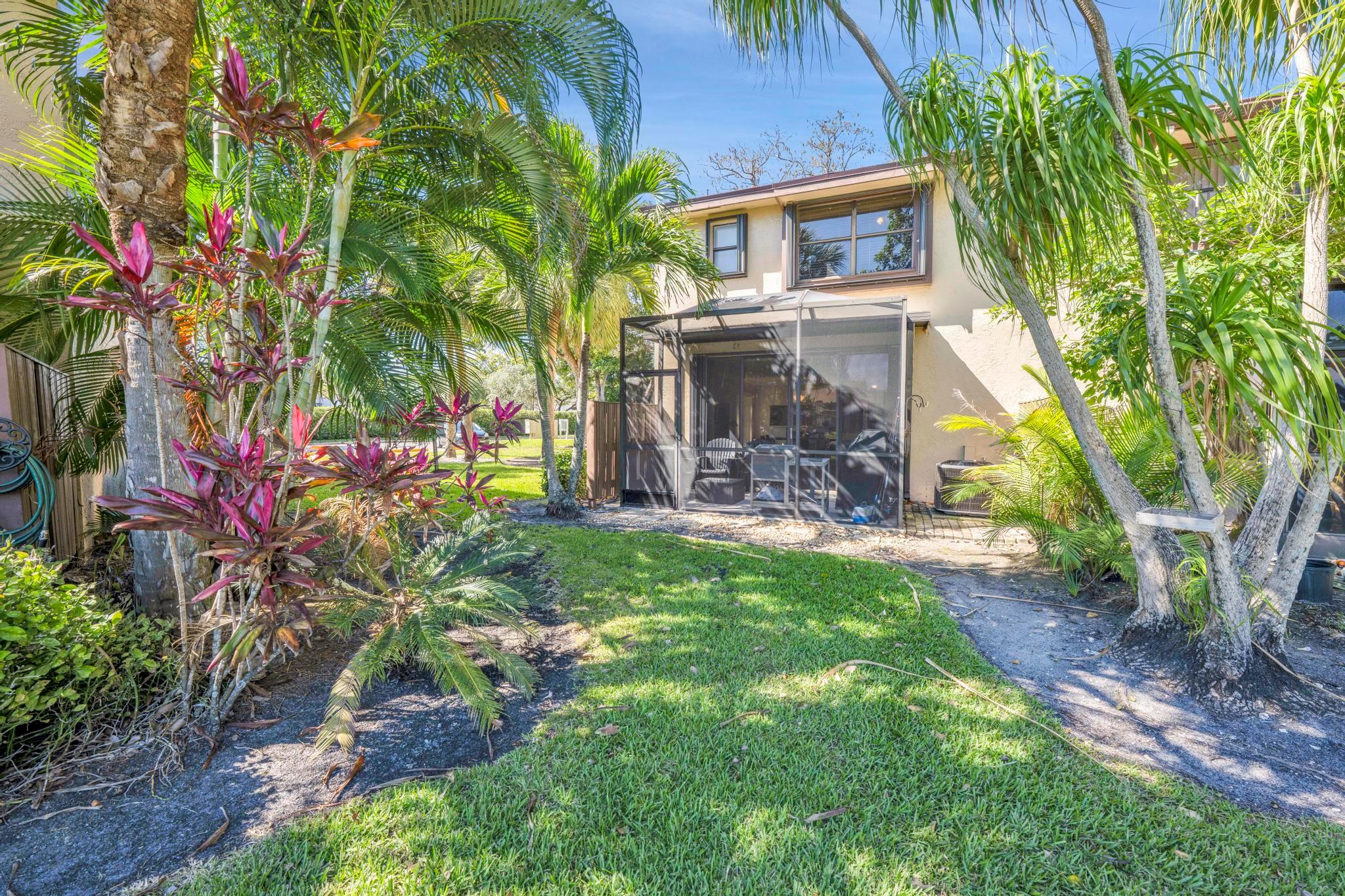 3963 Cocoplum Cir F