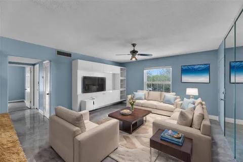 2151 NE 68th St Unit 231, Fort Lauderdale, FL MLS: F10504060