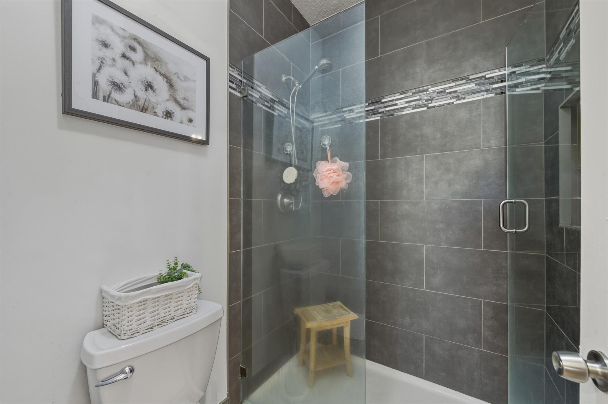 LINKS AT EMERALD DUNES CO - Residential