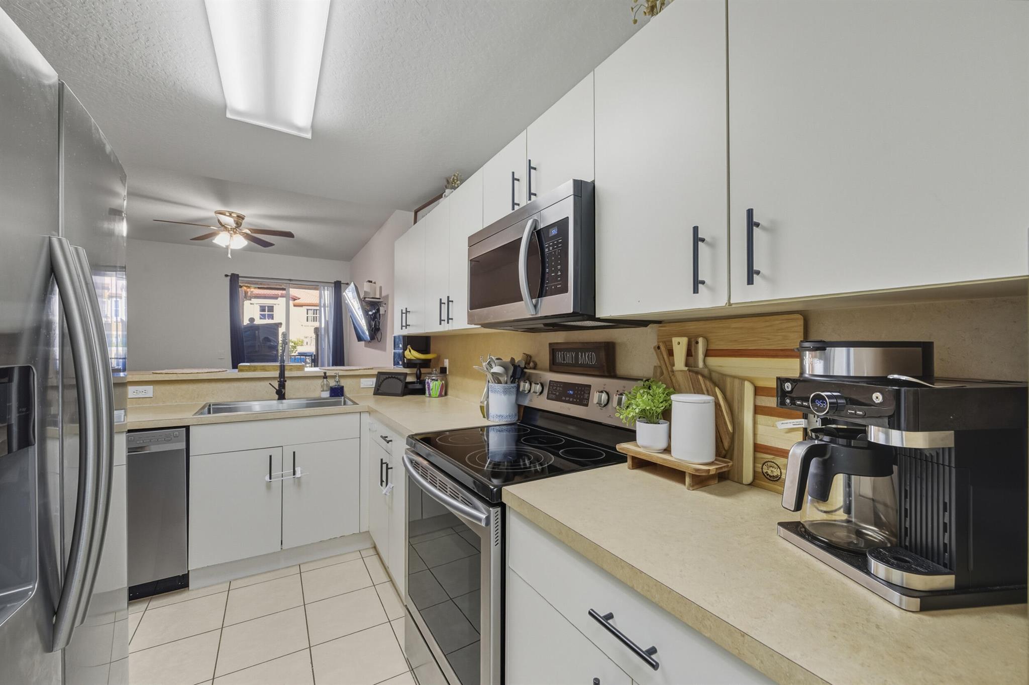 LINKS AT EMERALD DUNES CO - Residential