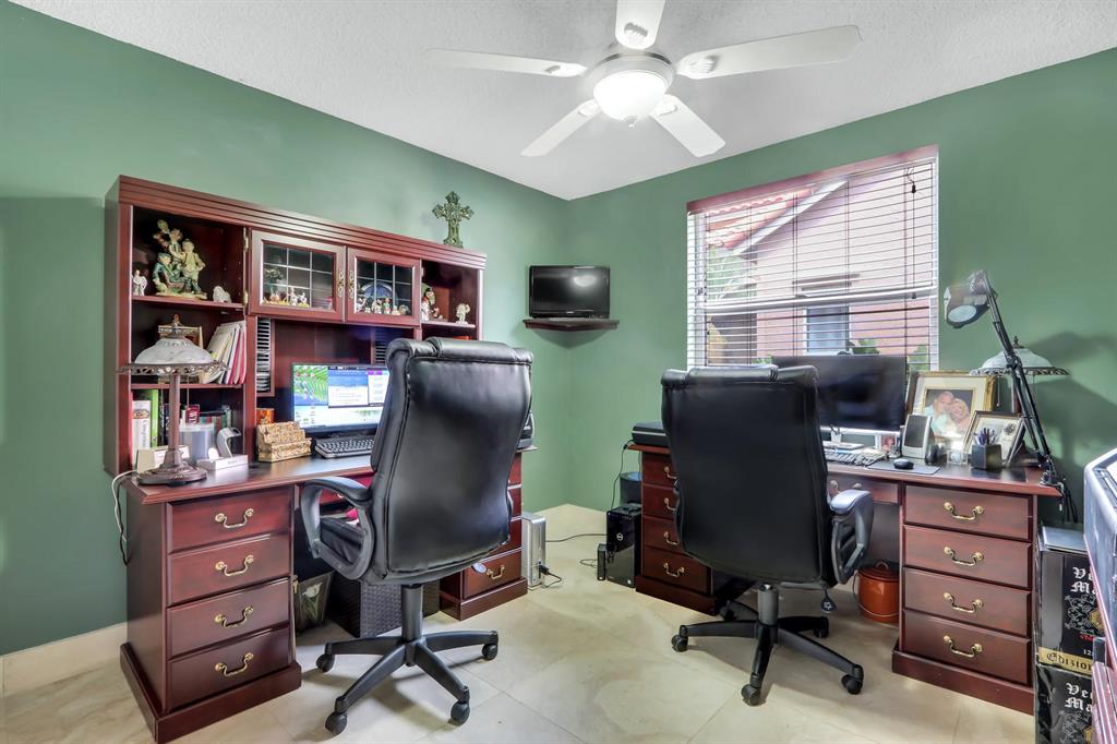 BOCA ISLES SOUTH PH 5D - Residential