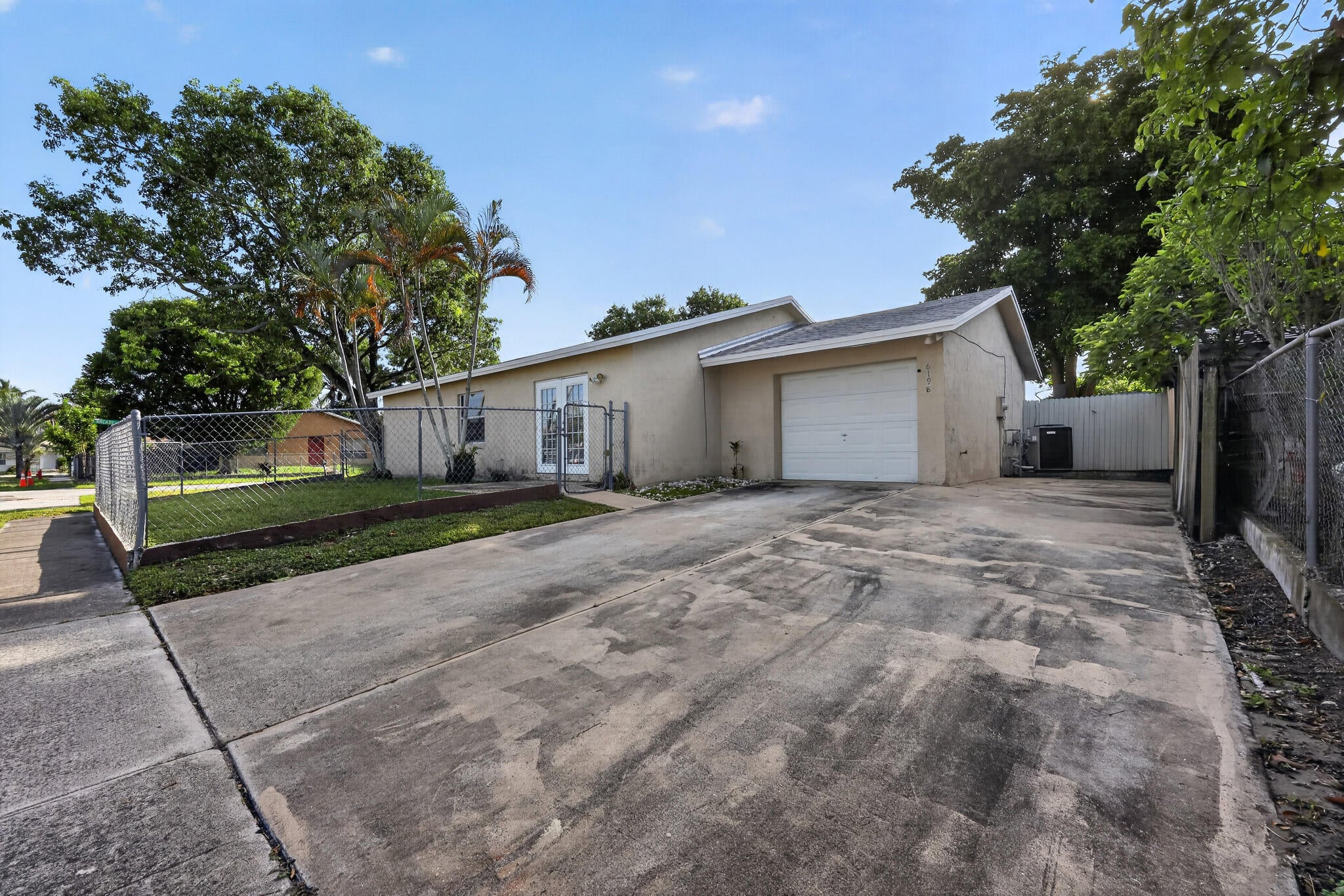 Properties 6198 ARCADE Court