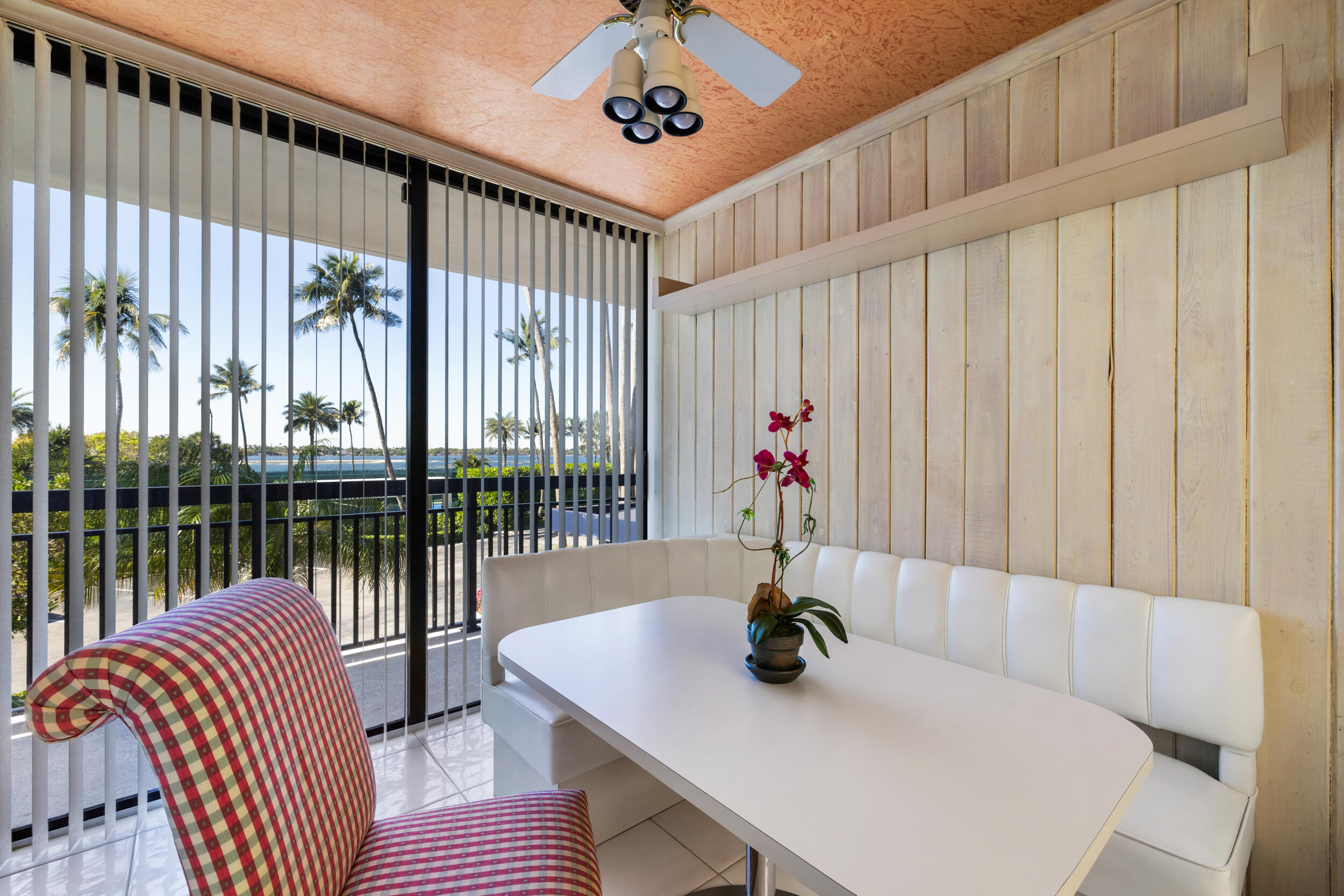 CARLTON PLACE CONDO - Residential