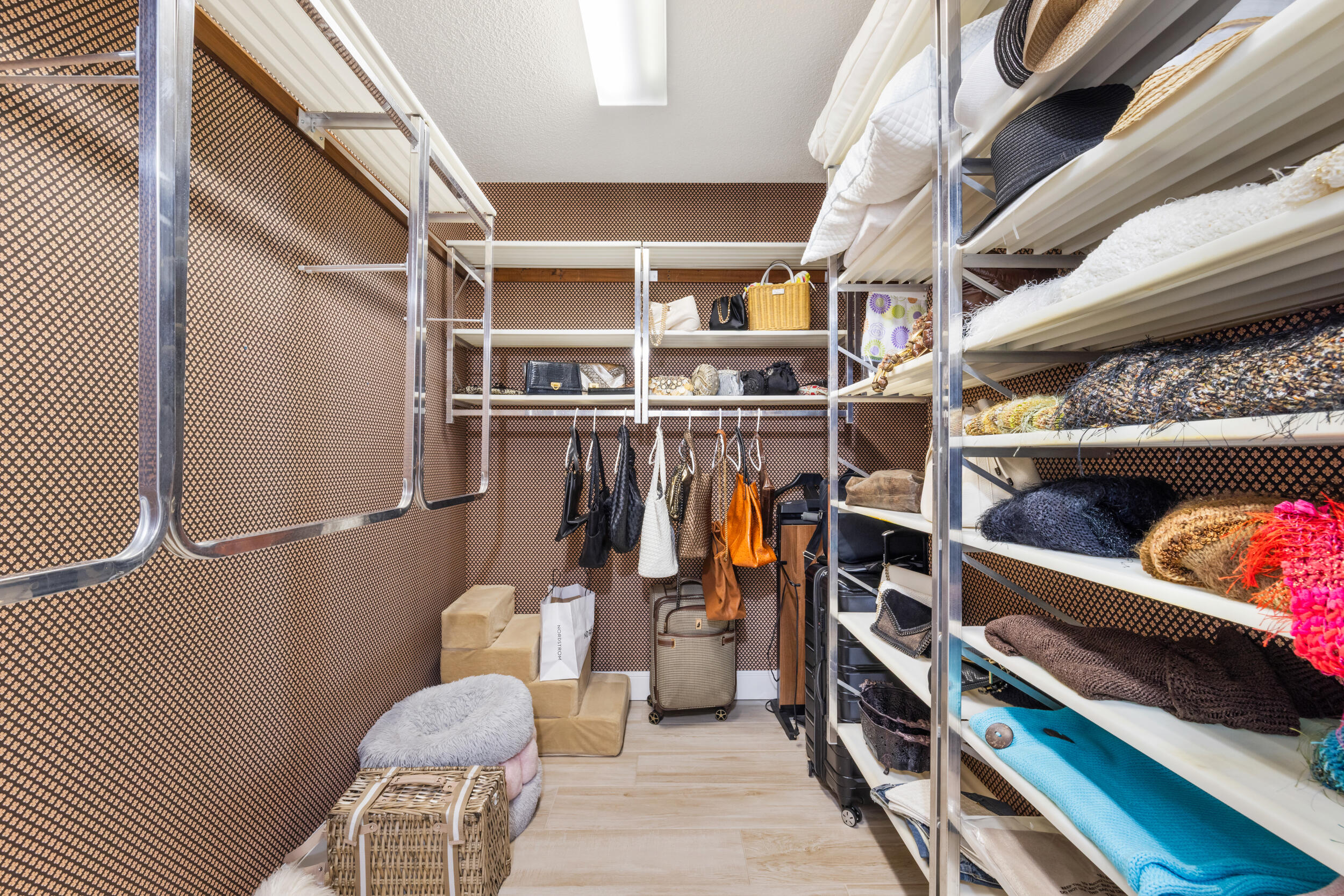 CARLTON PLACE CONDO - Residential