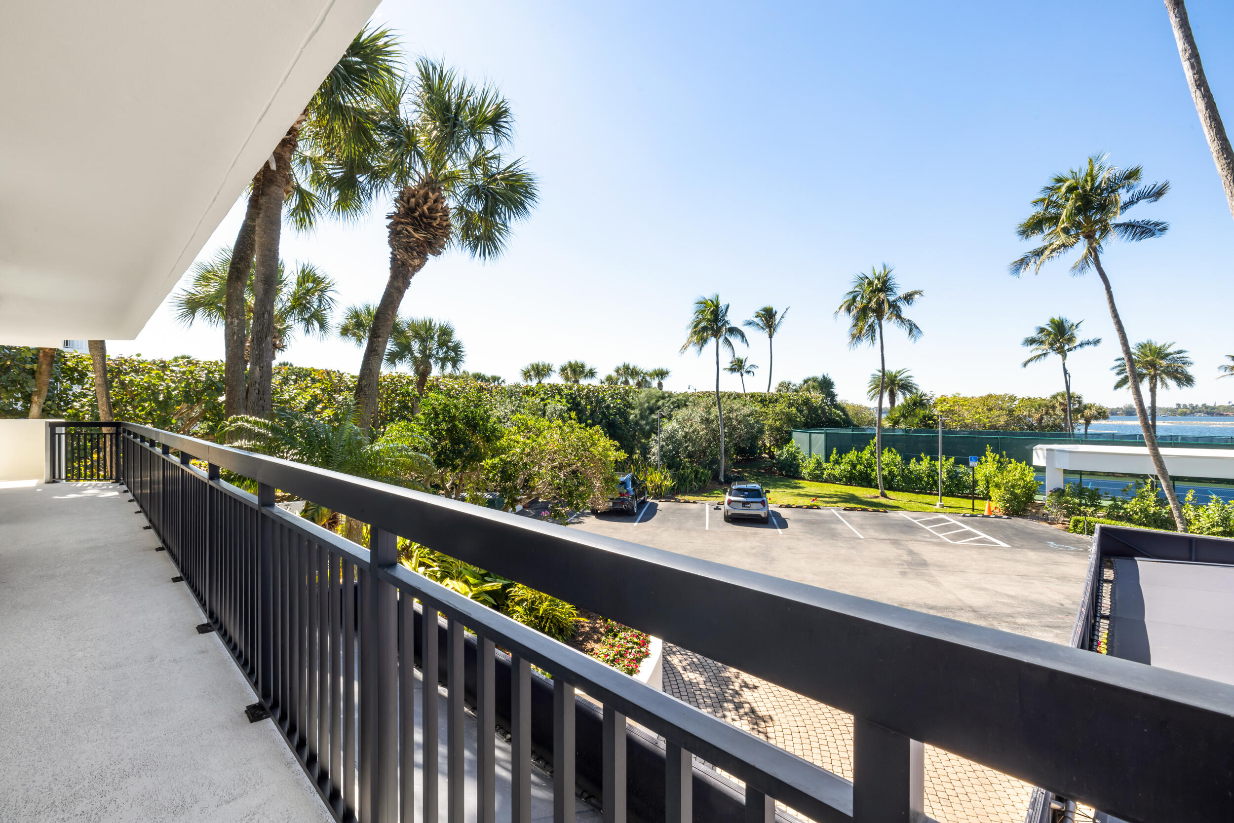 CARLTON PLACE CONDO - Residential