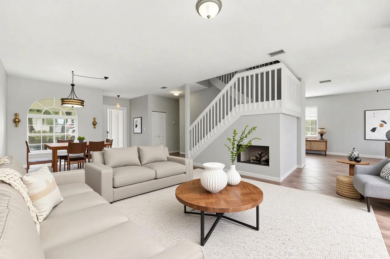 223 Berenger Walk