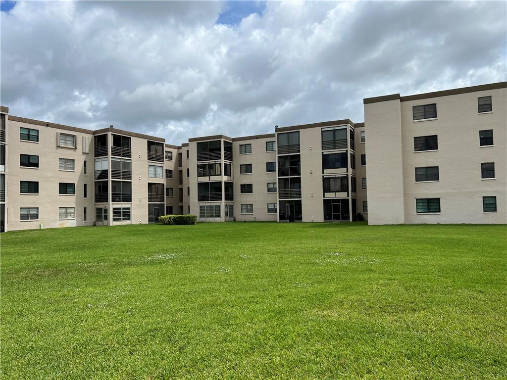 ISLE OF BOCA DUNES 7 - Residential