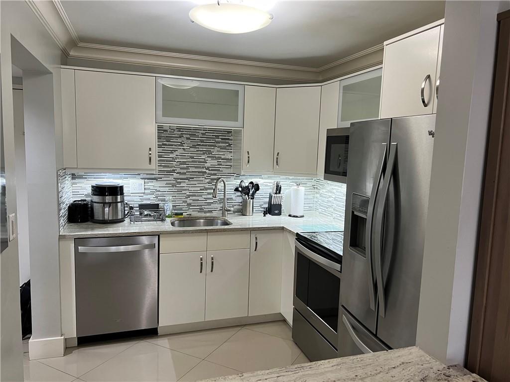 ISLE OF BOCA DUNES 7 - Residential