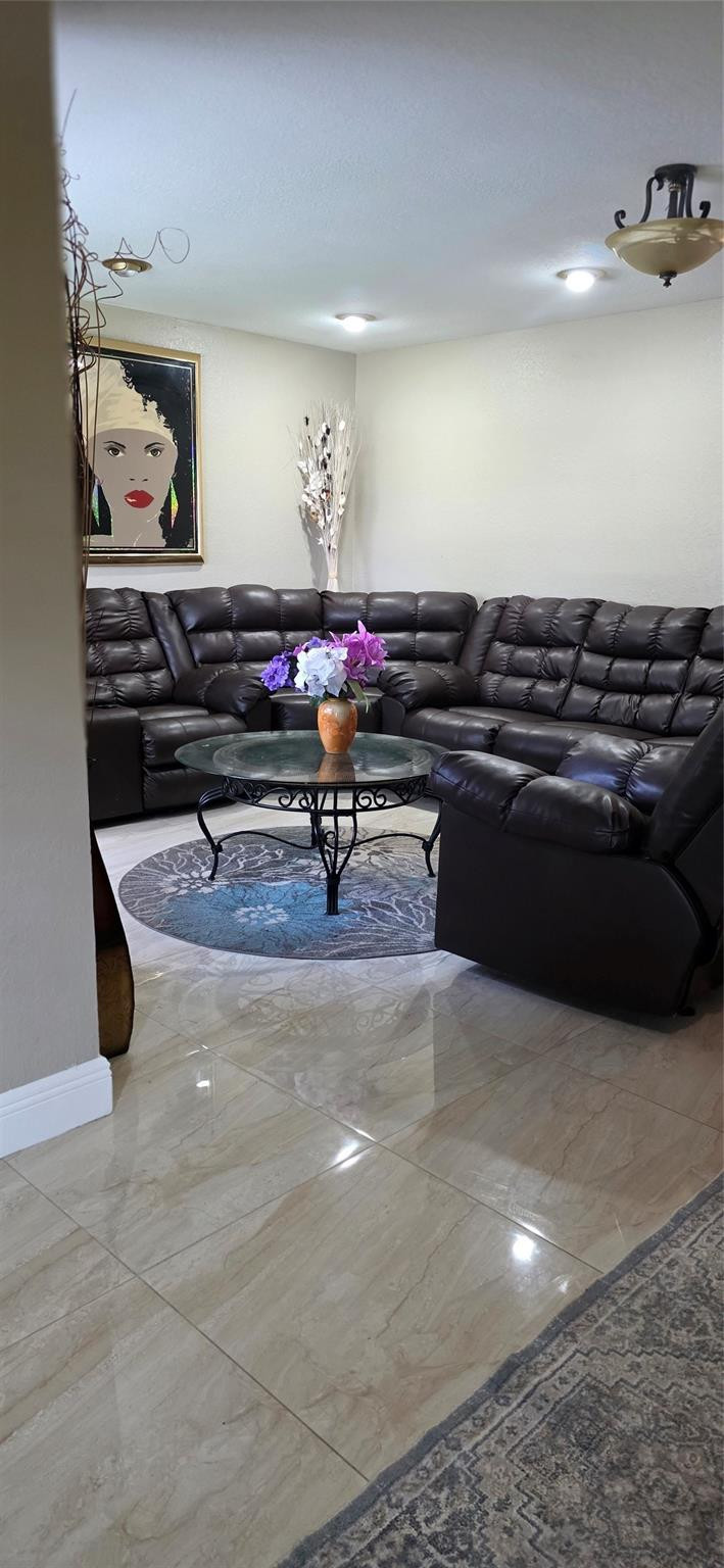 Sunrise Golf Village 3rd - Residential