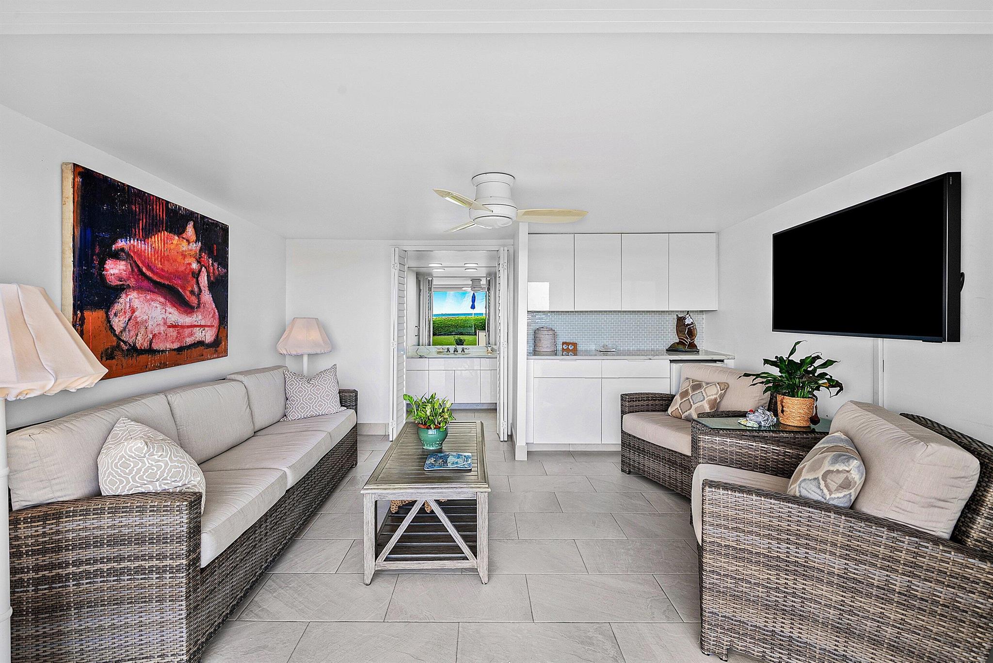 SUN AND SURF ONE HUNDRED - Residential
