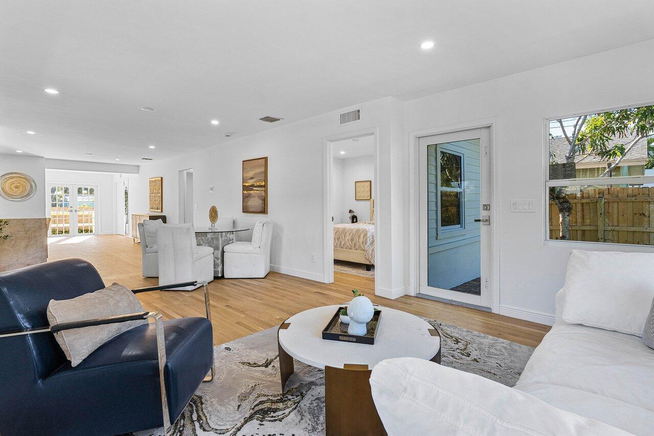 MOSS & HEISLER - Residential