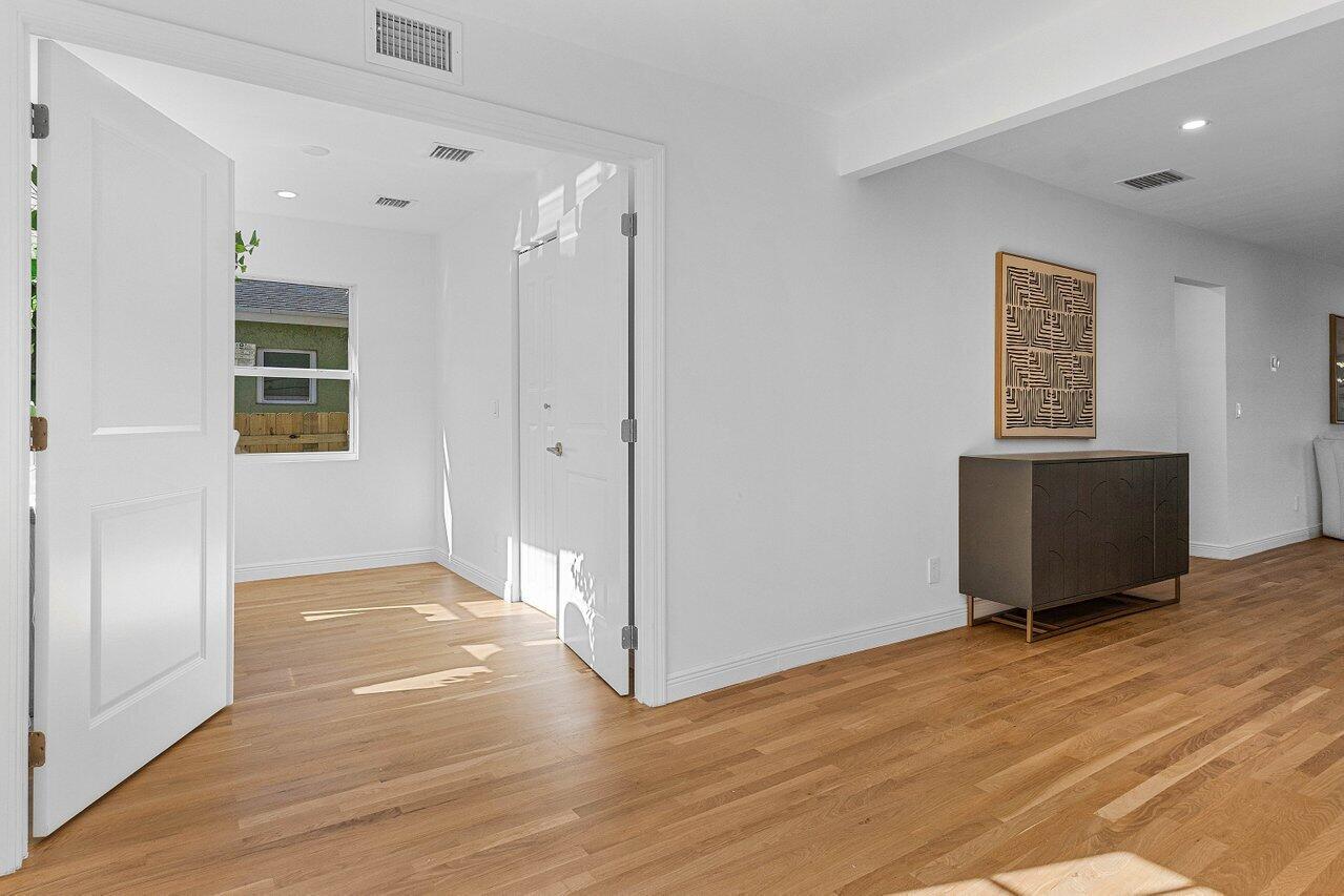 MOSS & HEISLER - Residential
