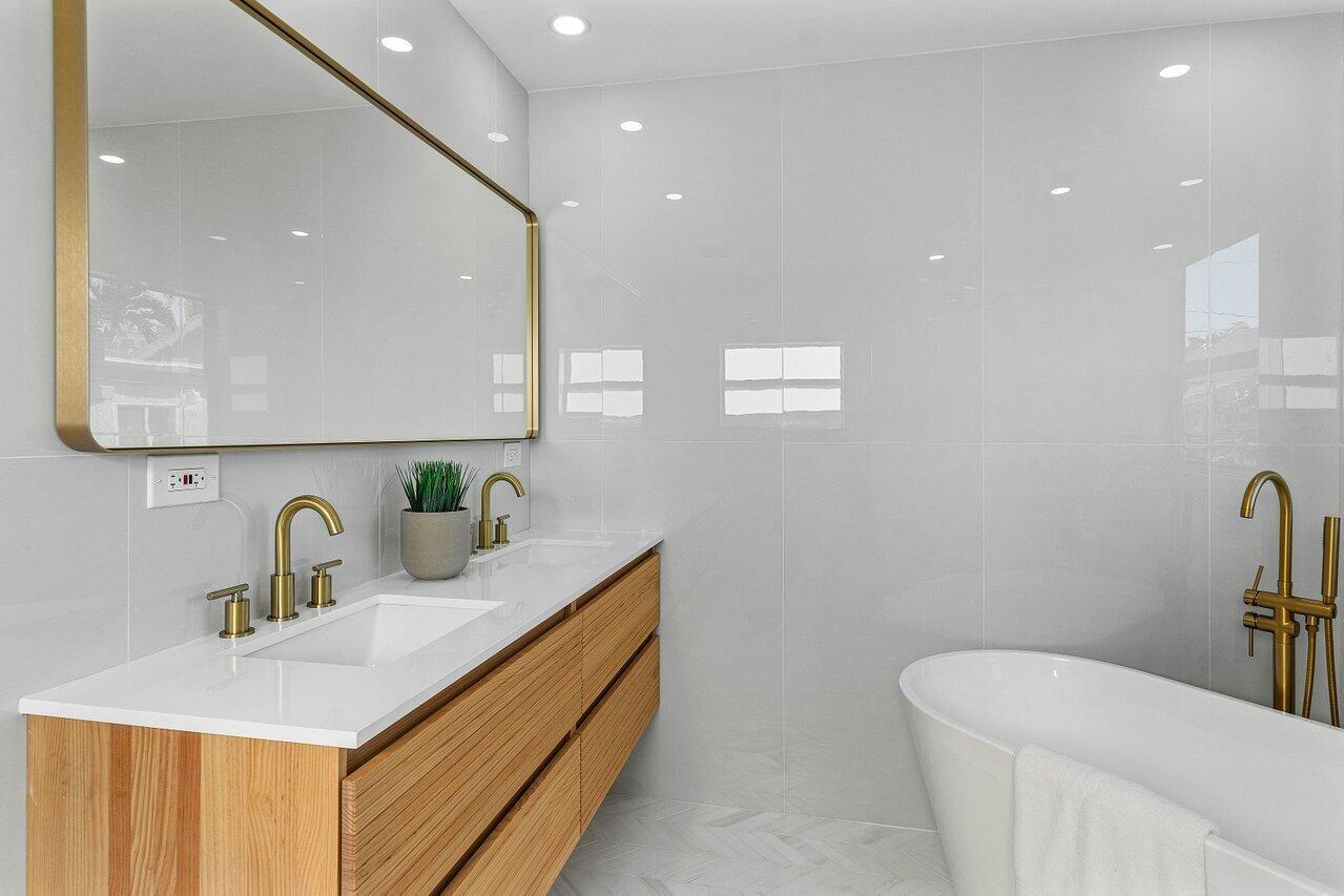 MOSS & HEISLER - Residential