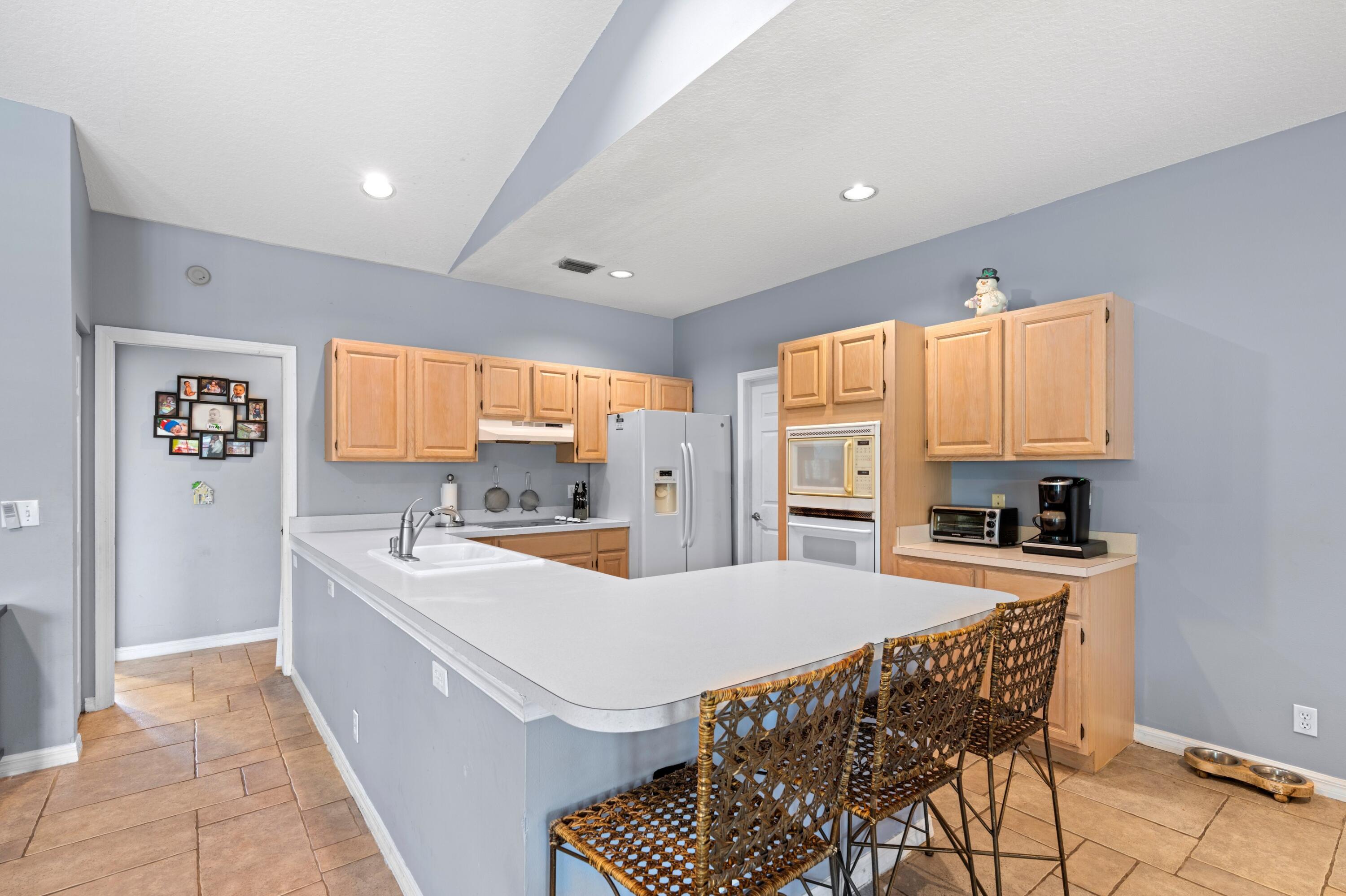 GREENVIEW SHORES 2 OF WELLINGTON - Residential