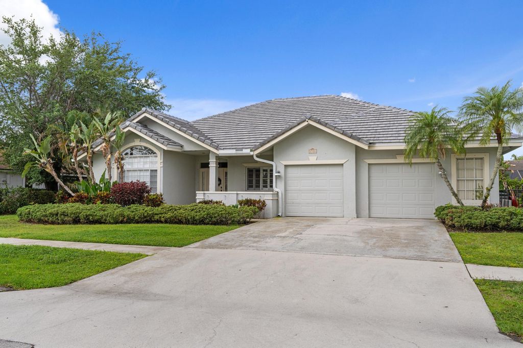 Photo of 1931 Staimford Circle, Wellington, FL 33414 (MLS # B26020967)