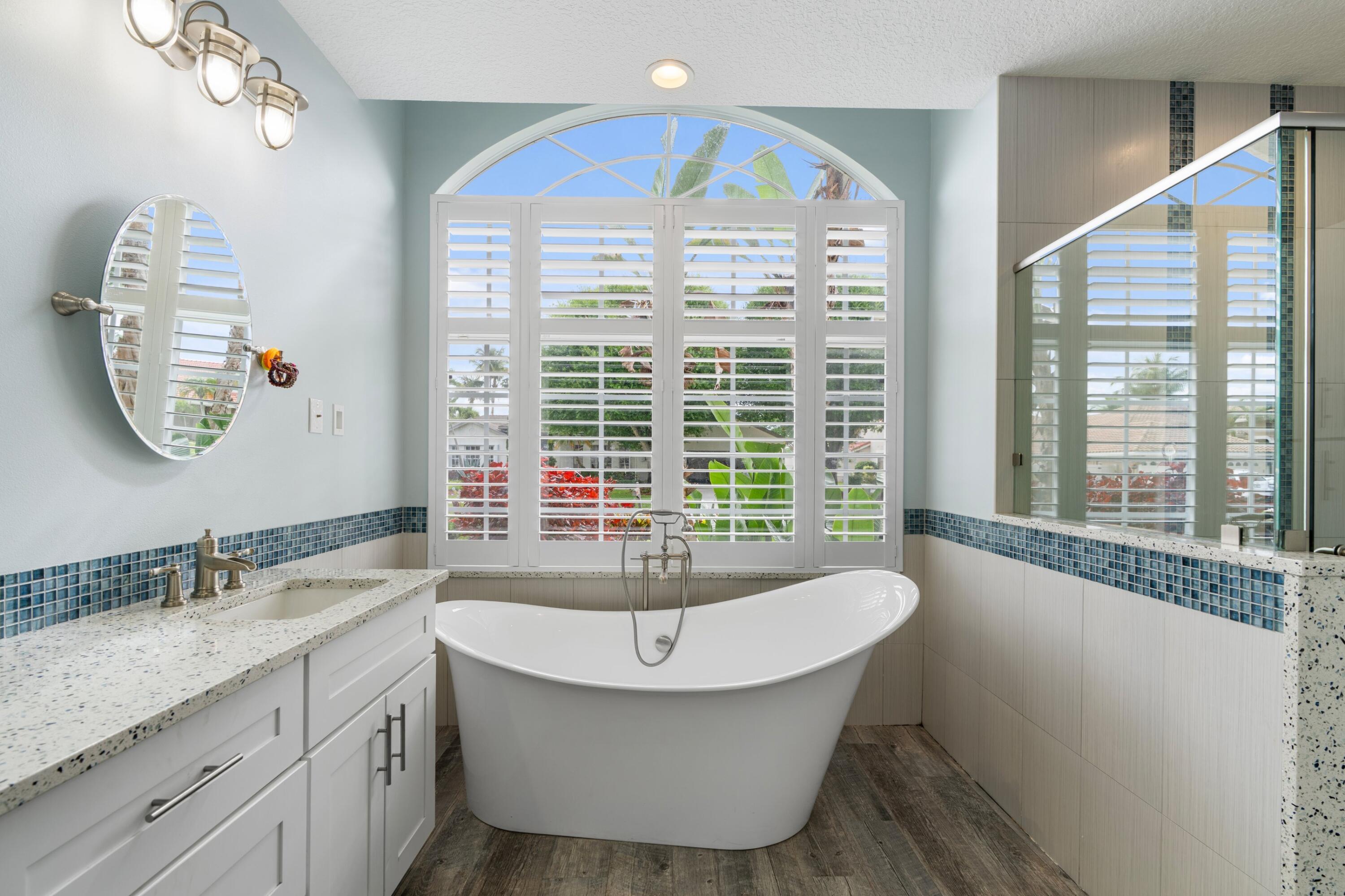 GREENVIEW SHORES 2 OF WELLINGTON - Residential