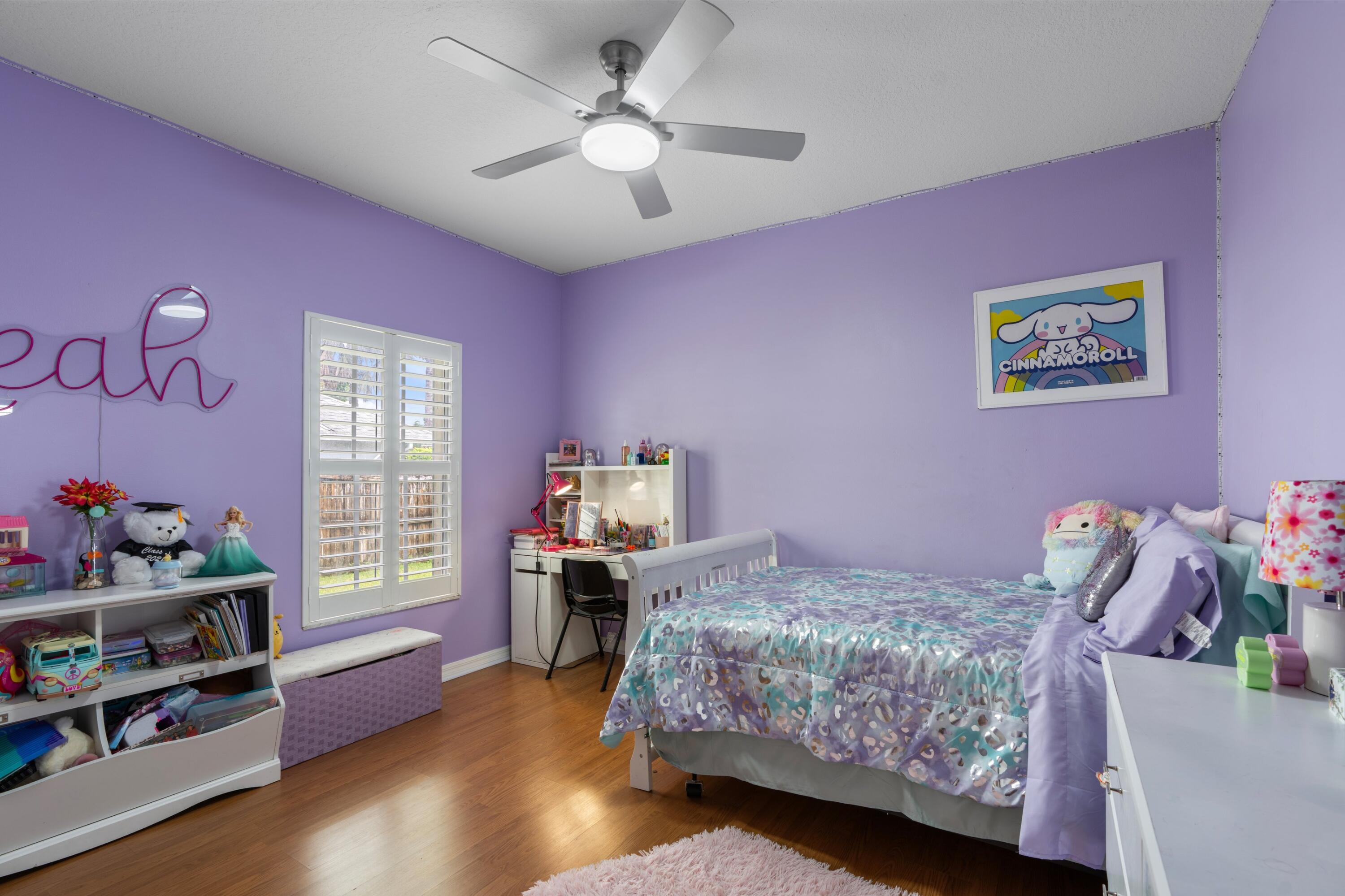 GREENVIEW SHORES 2 OF WELLINGTON - Residential