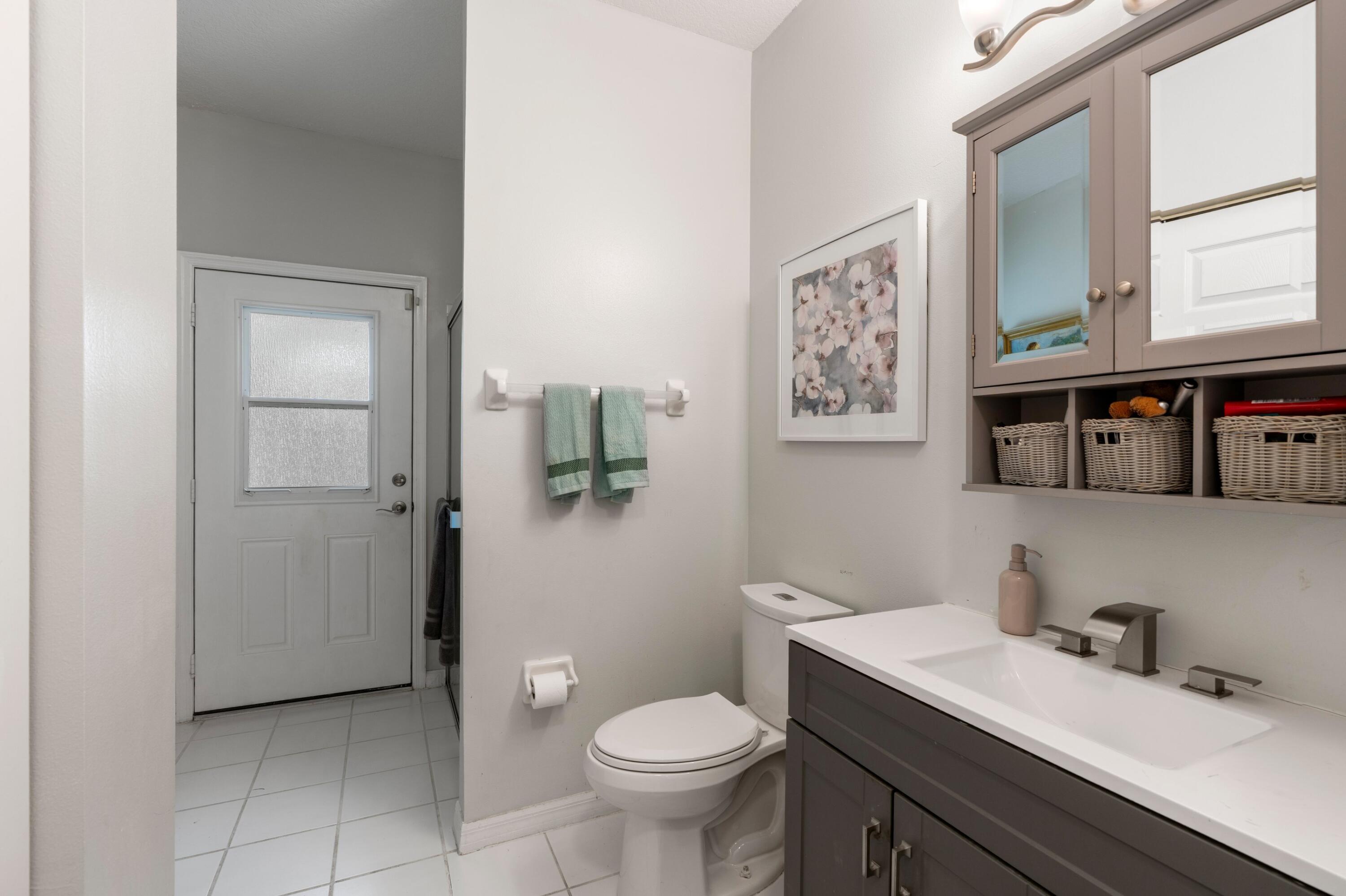 GREENVIEW SHORES 2 OF WELLINGTON - Residential