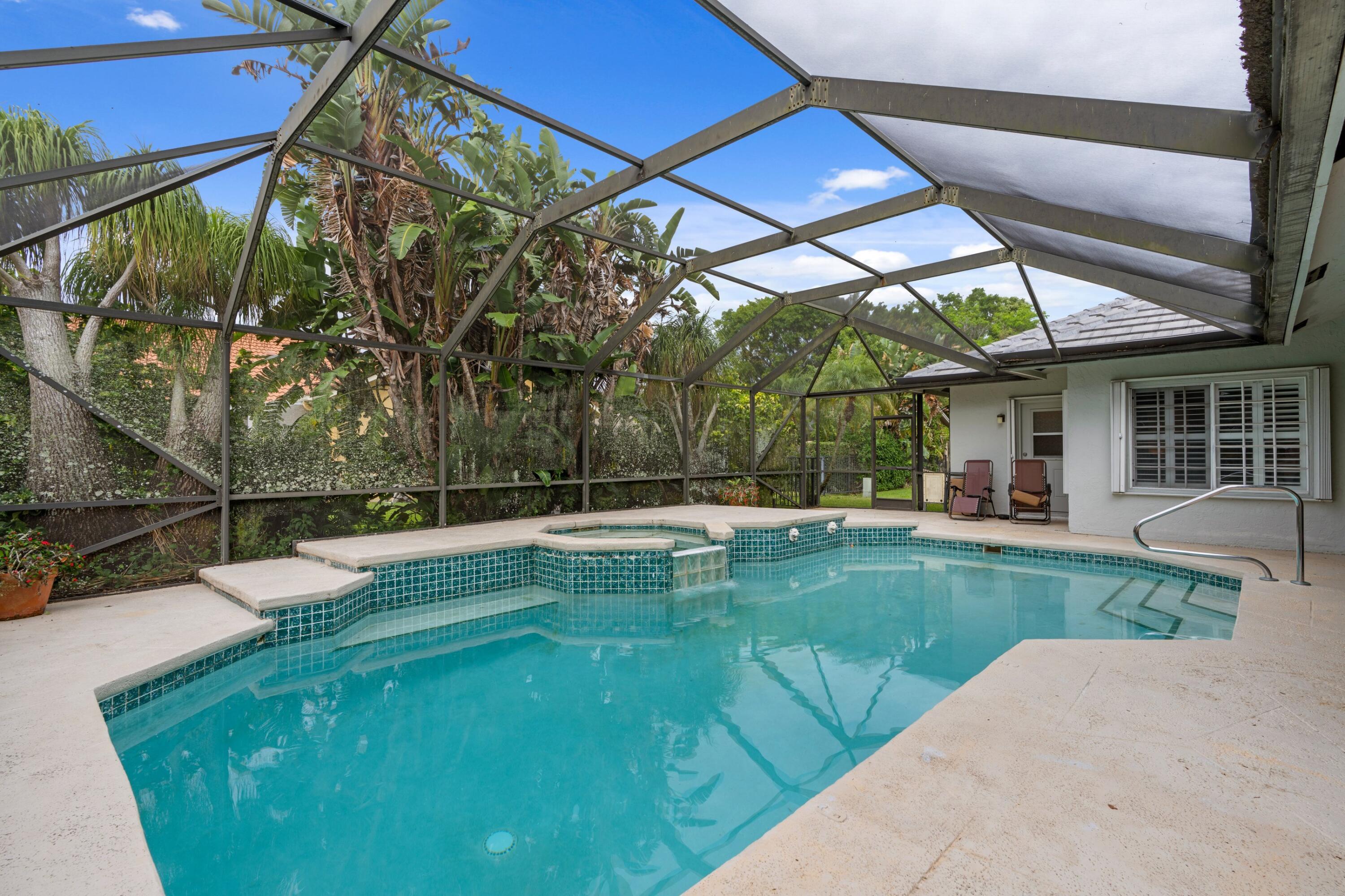 GREENVIEW SHORES 2 OF WELLINGTON - Residential