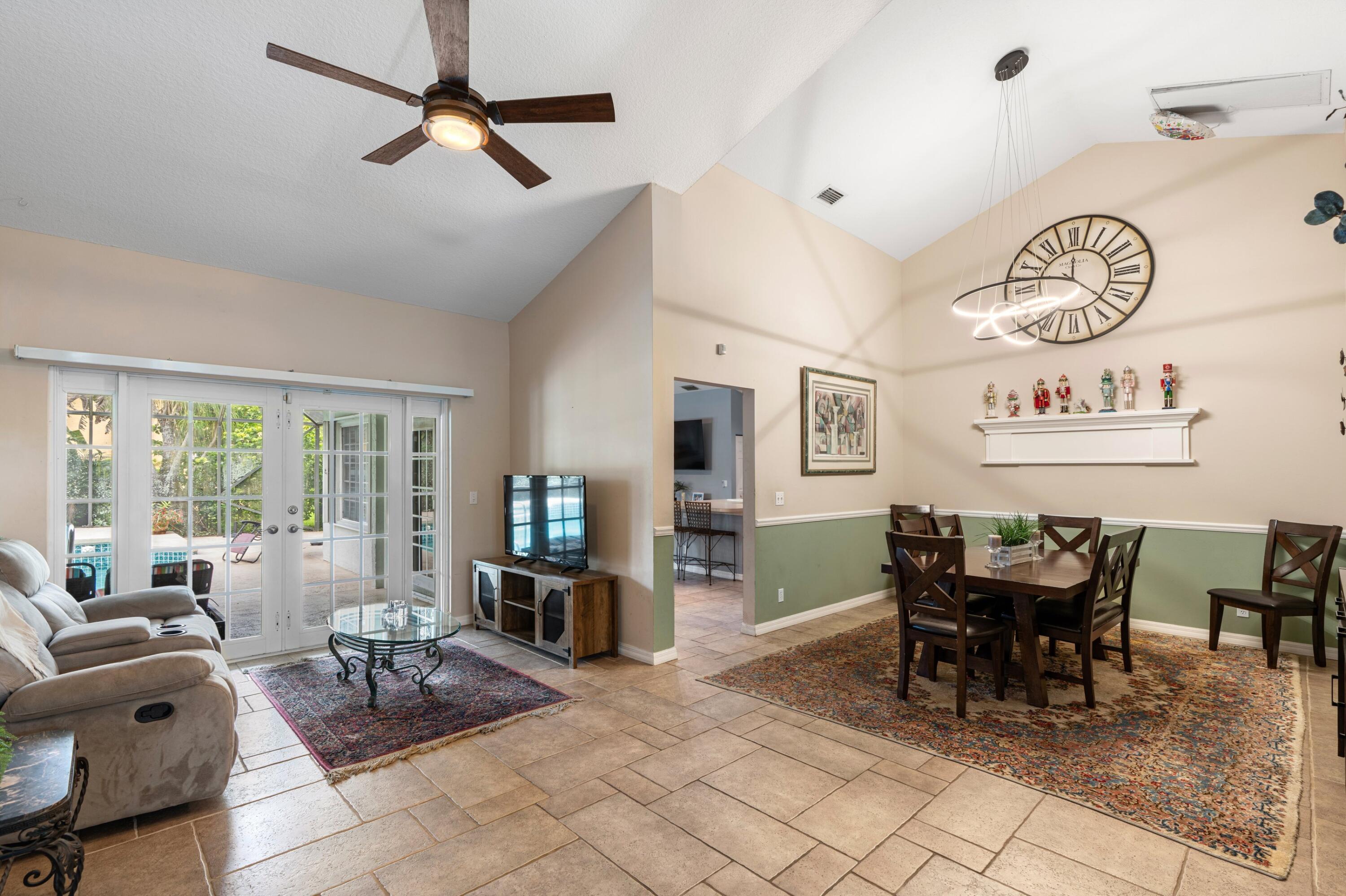 GREENVIEW SHORES 2 OF WELLINGTON - Residential