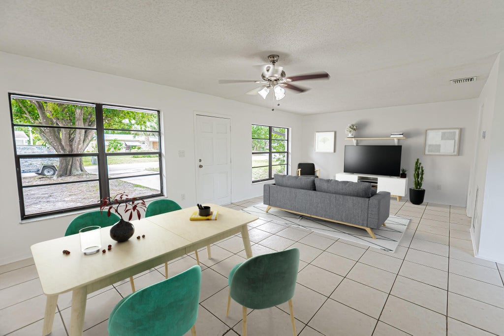 Photo of 706 Azalea Avenue, Fort Pierce, FL 34982 (MLS # R11098808)