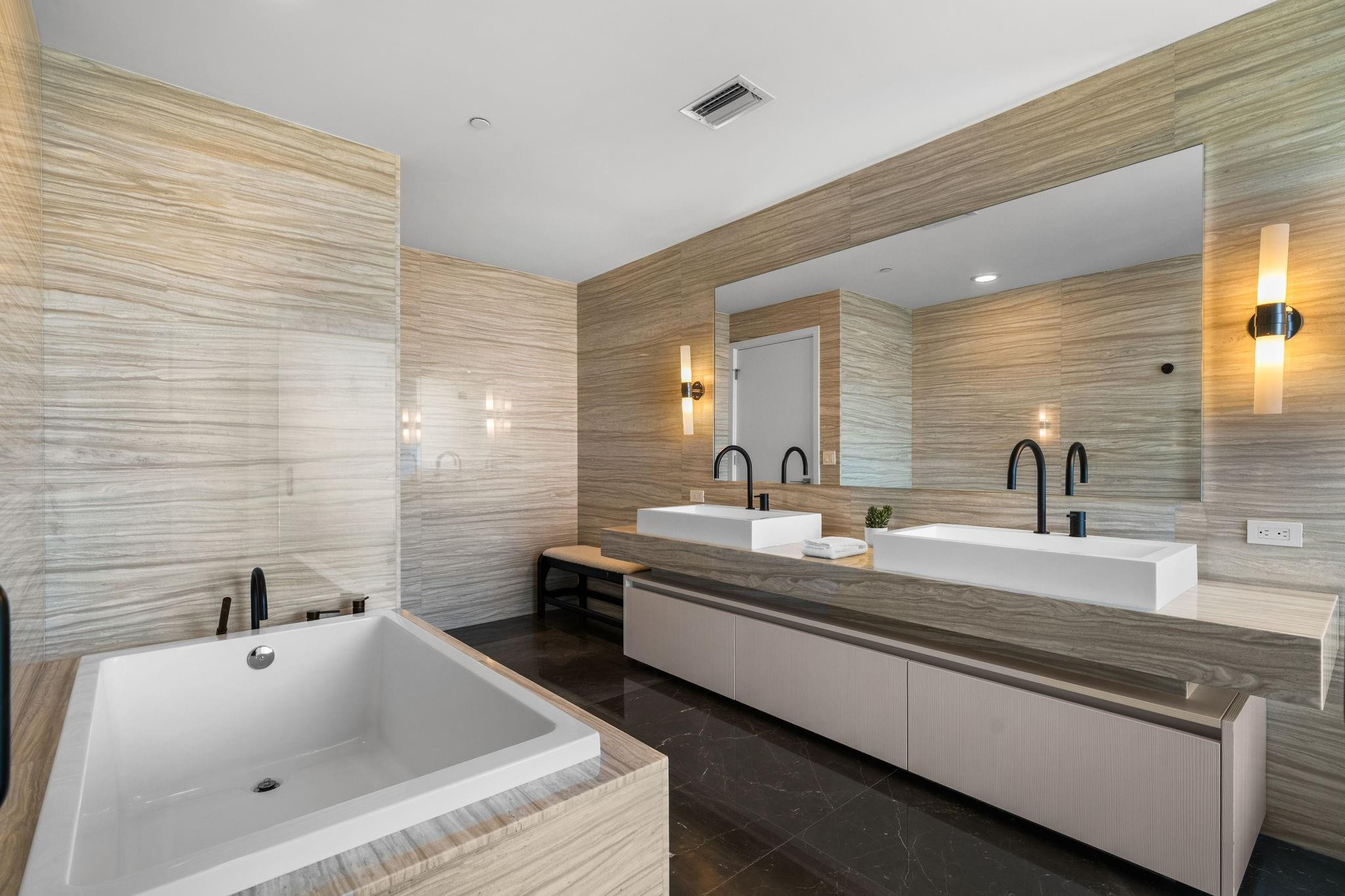 AUBERGE BEACH RESIDENCES - Residential