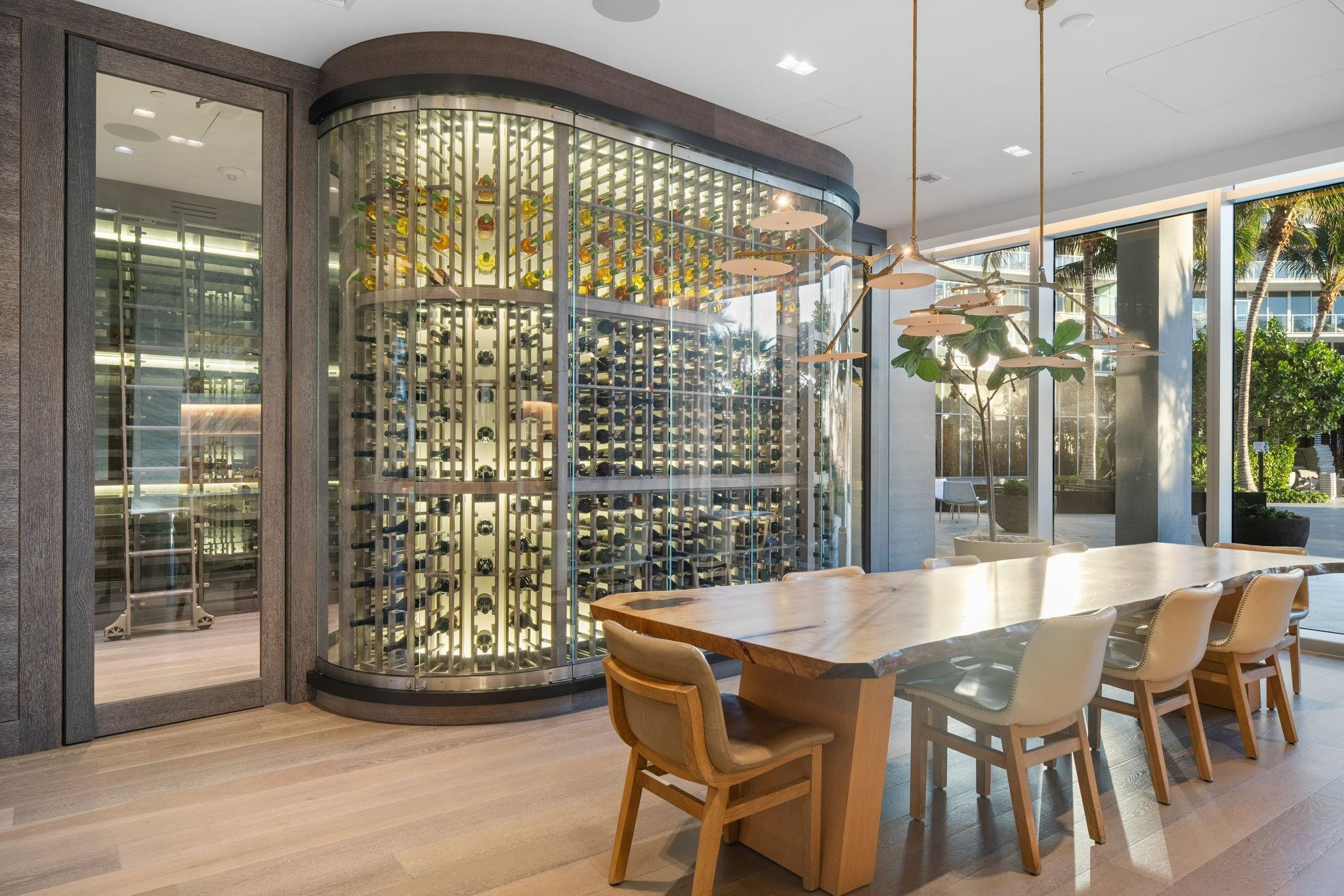 AUBERGE BEACH RESIDENCES - Residential