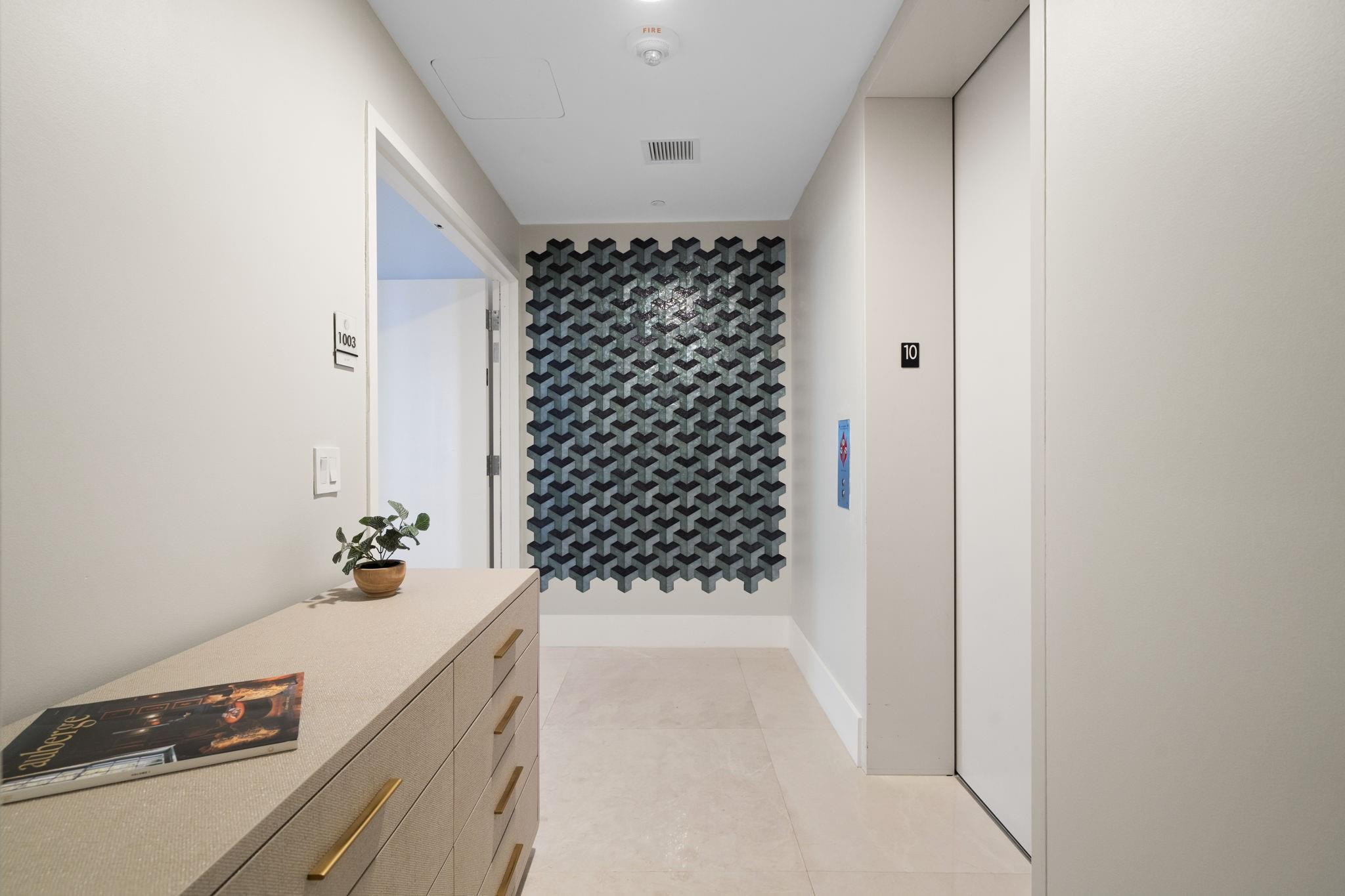 AUBERGE BEACH RESIDENCES - Residential