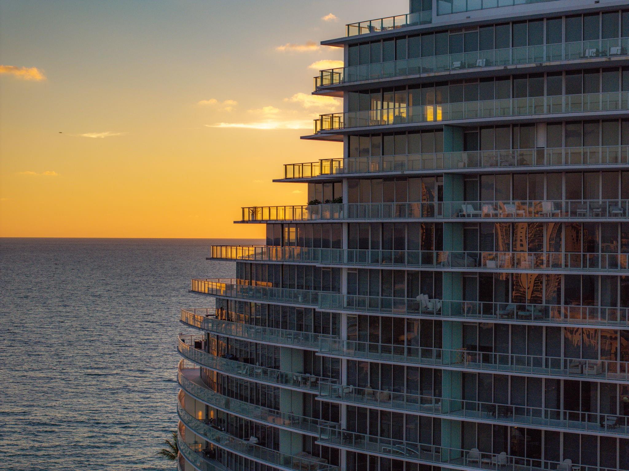 AUBERGE BEACH RESIDENCES - Residential