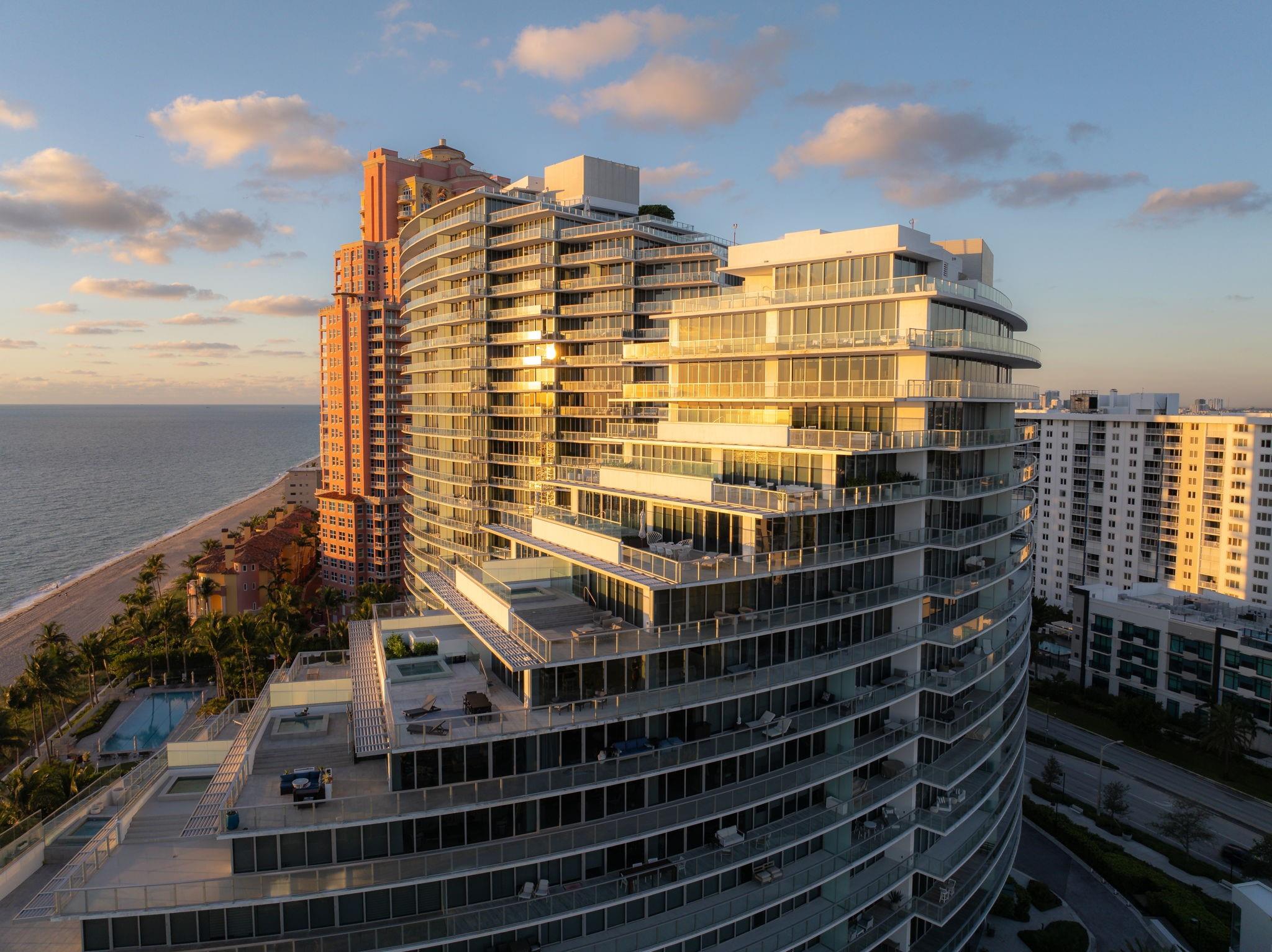 AUBERGE BEACH RESIDENCES - Residential
