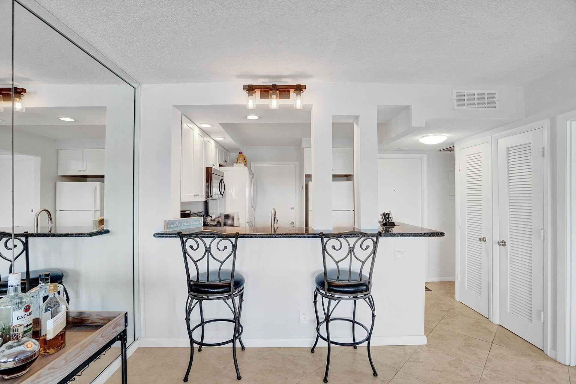 STARLIGHT TOWERS CONDO - Residential Lease