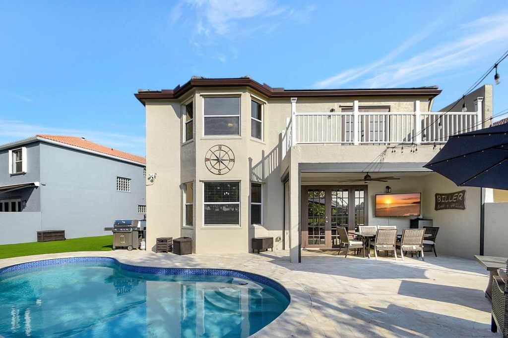 Photo of 7518 Oak Grove Circle, Lake Worth, FL 33467 (MLS # R10975511)