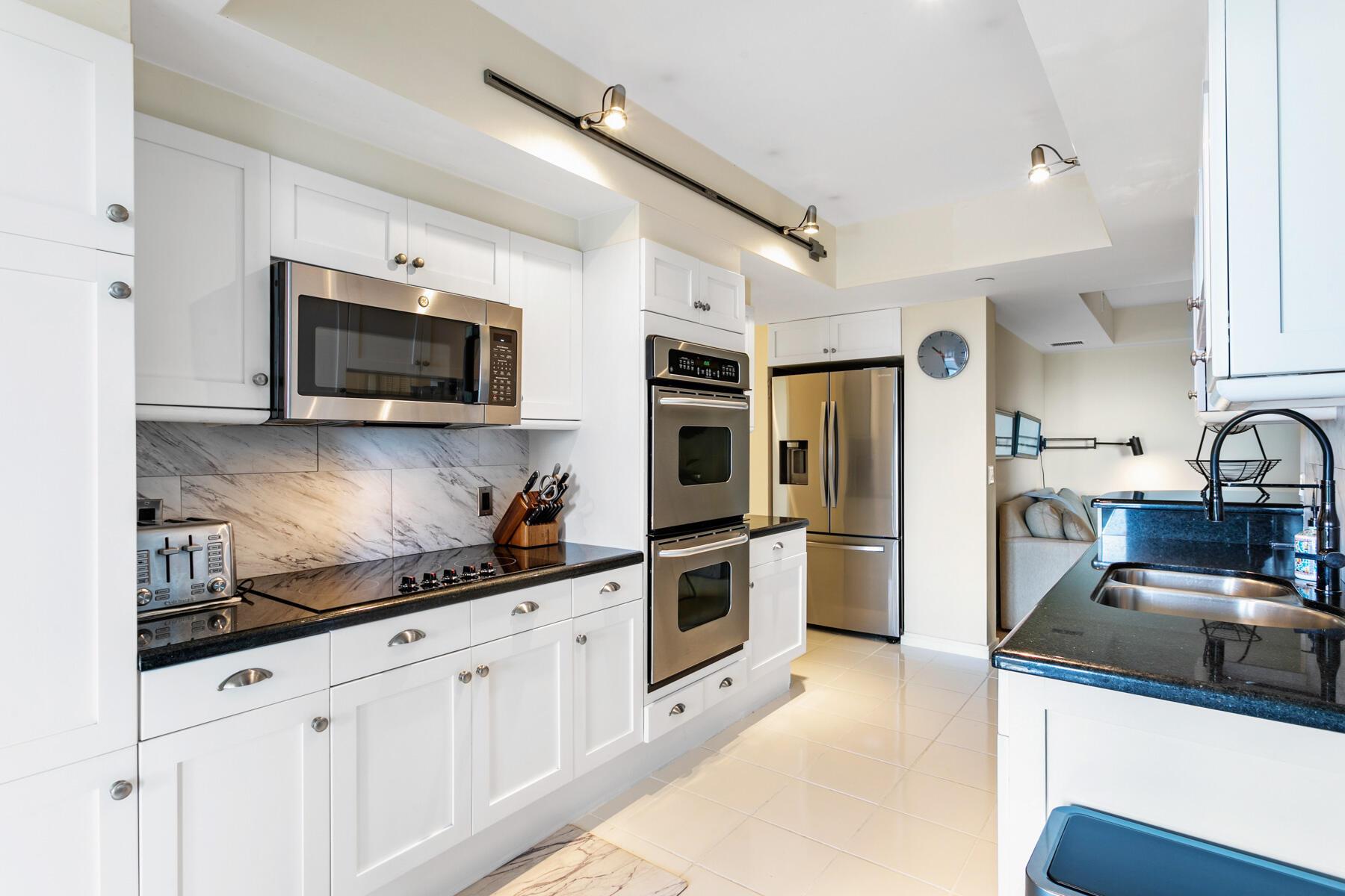 MARTINIQUE 2 CONDO - Residential Lease