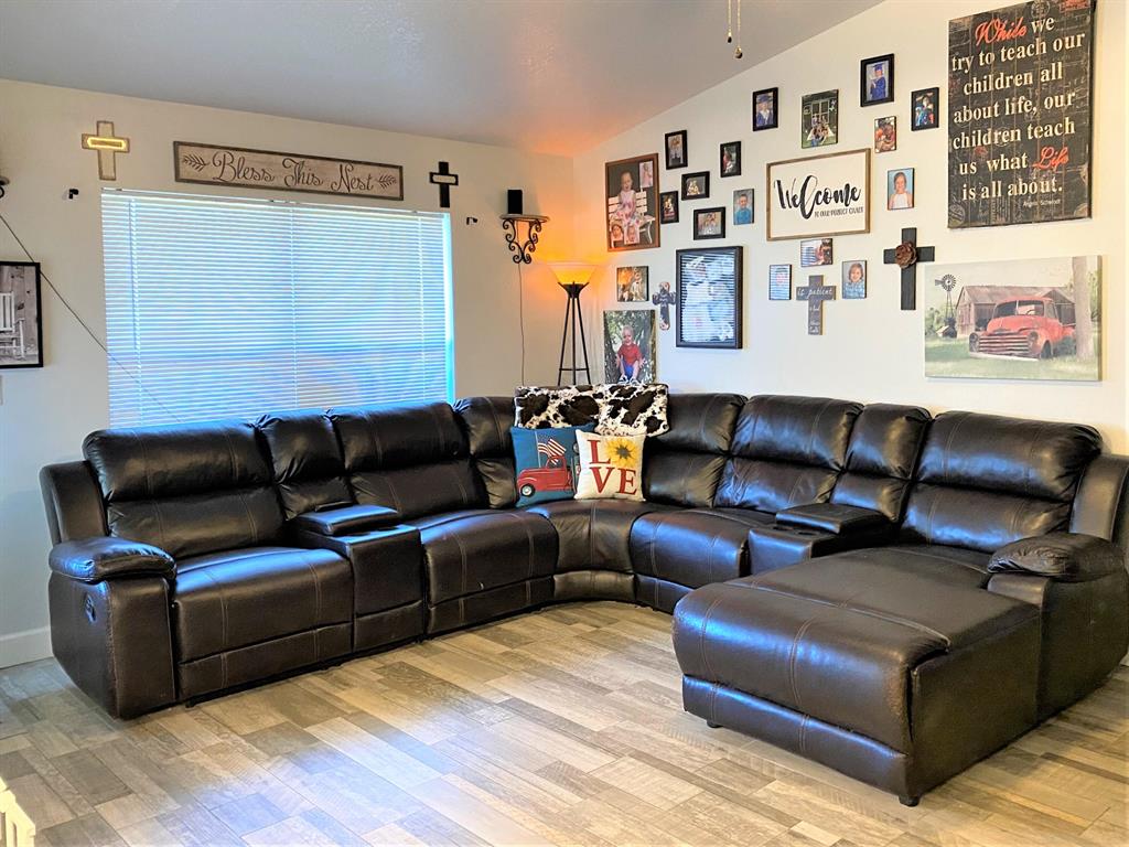 KING S BAY REP - Residential